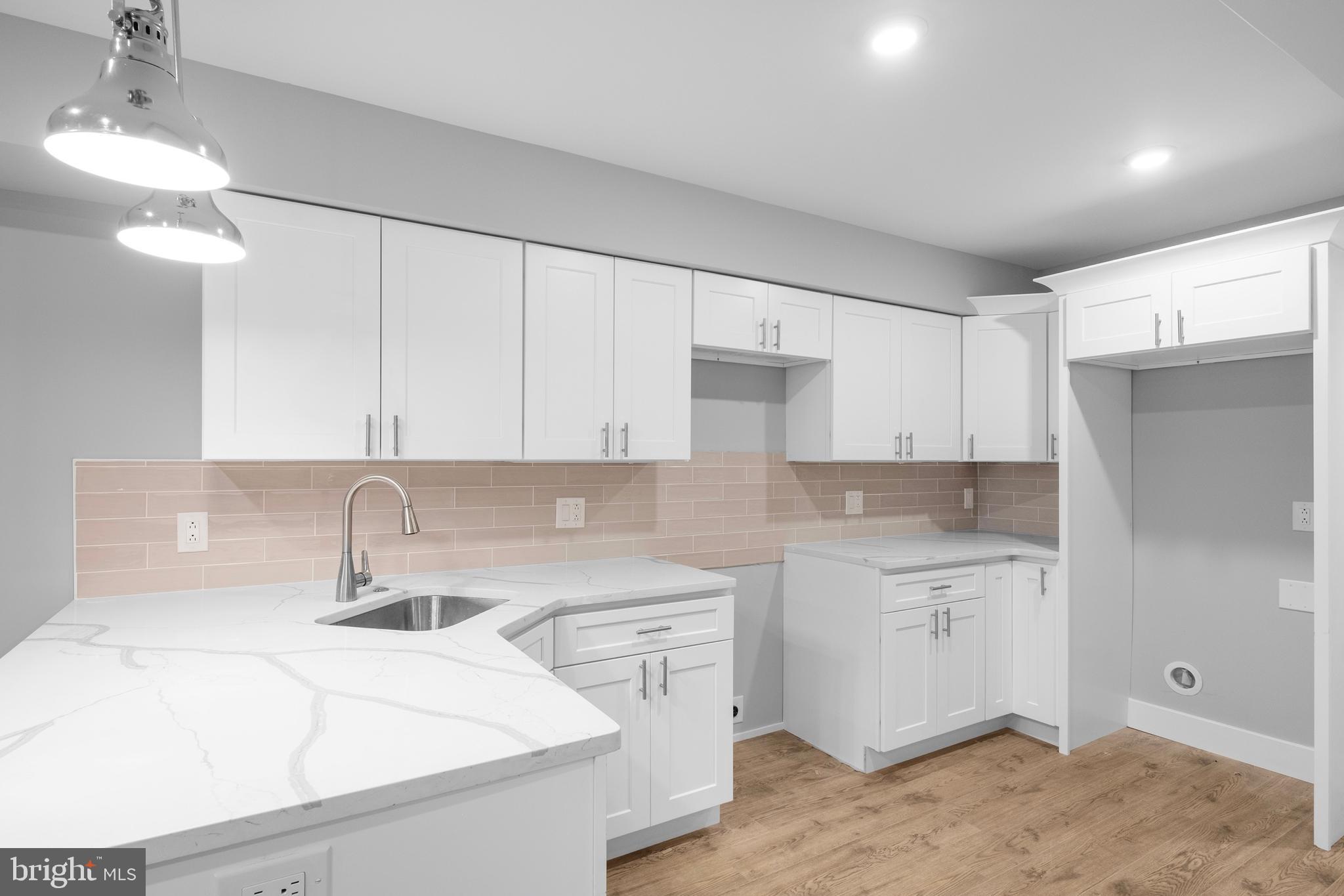 WEST KENSINGTON - Residential Income