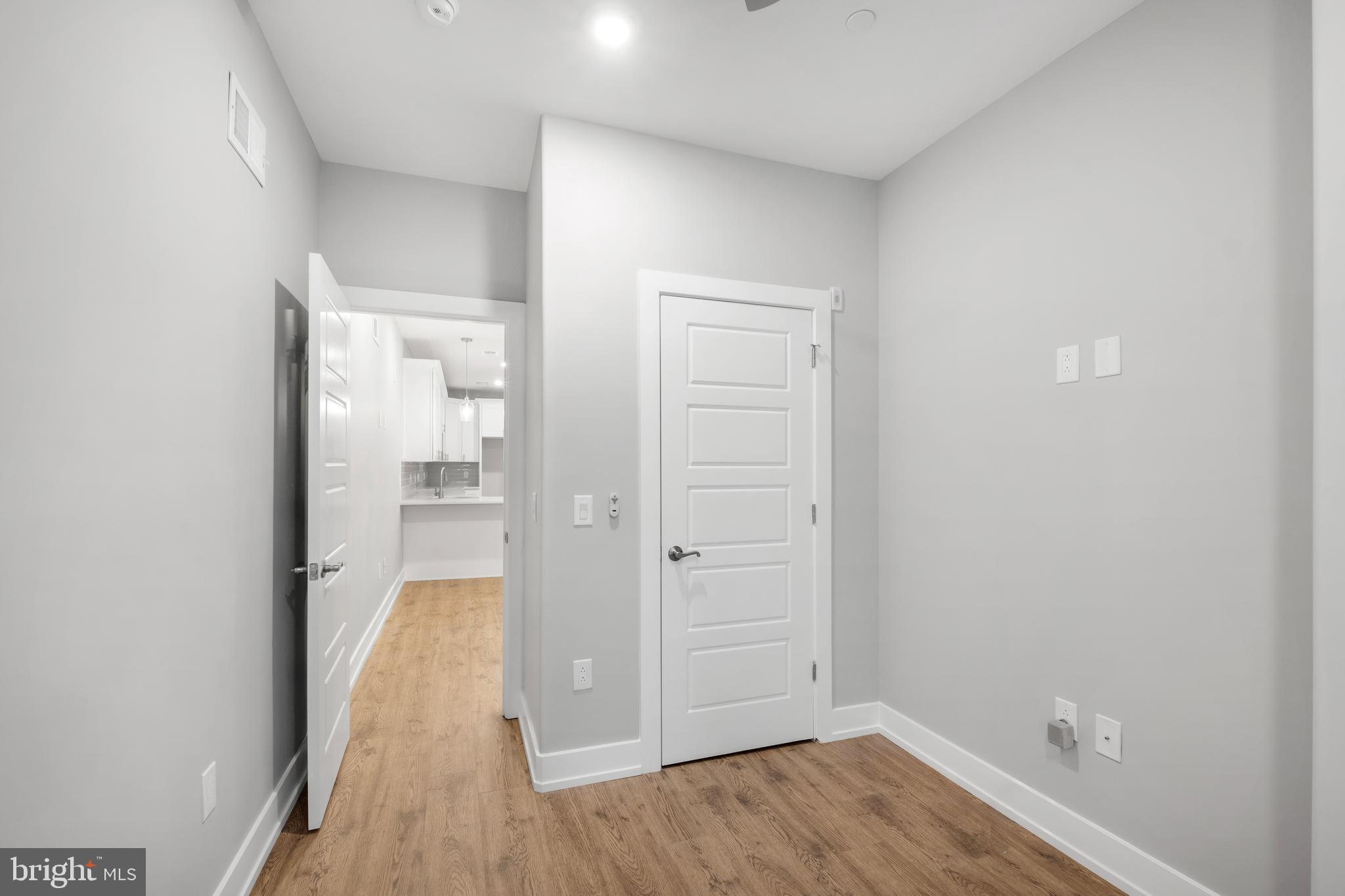 WEST KENSINGTON - Residential Income
