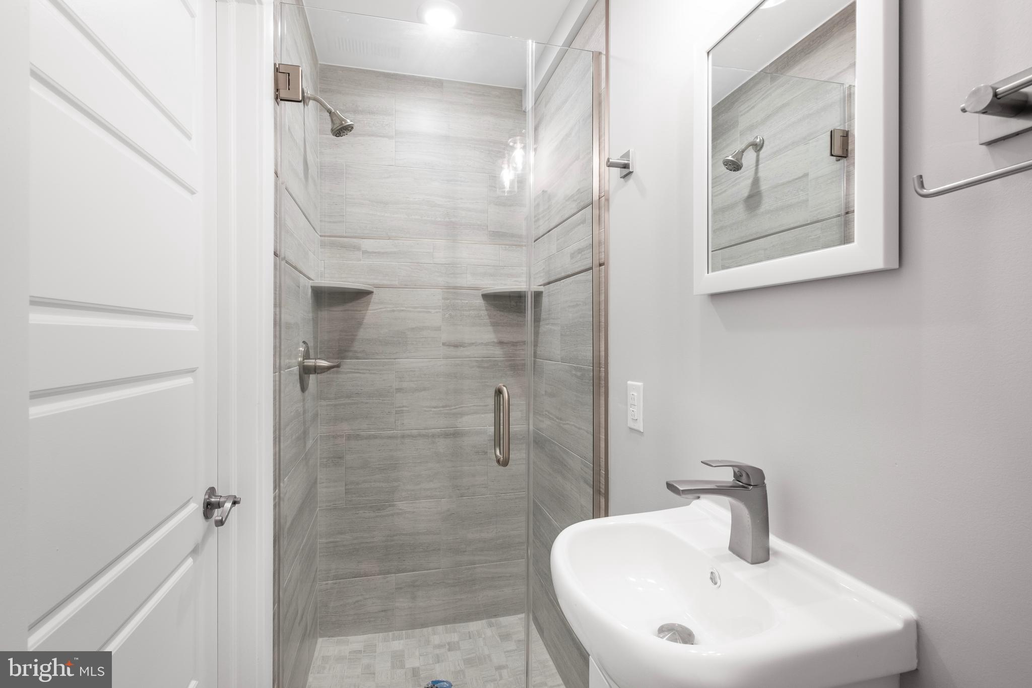 WEST KENSINGTON - Residential Income