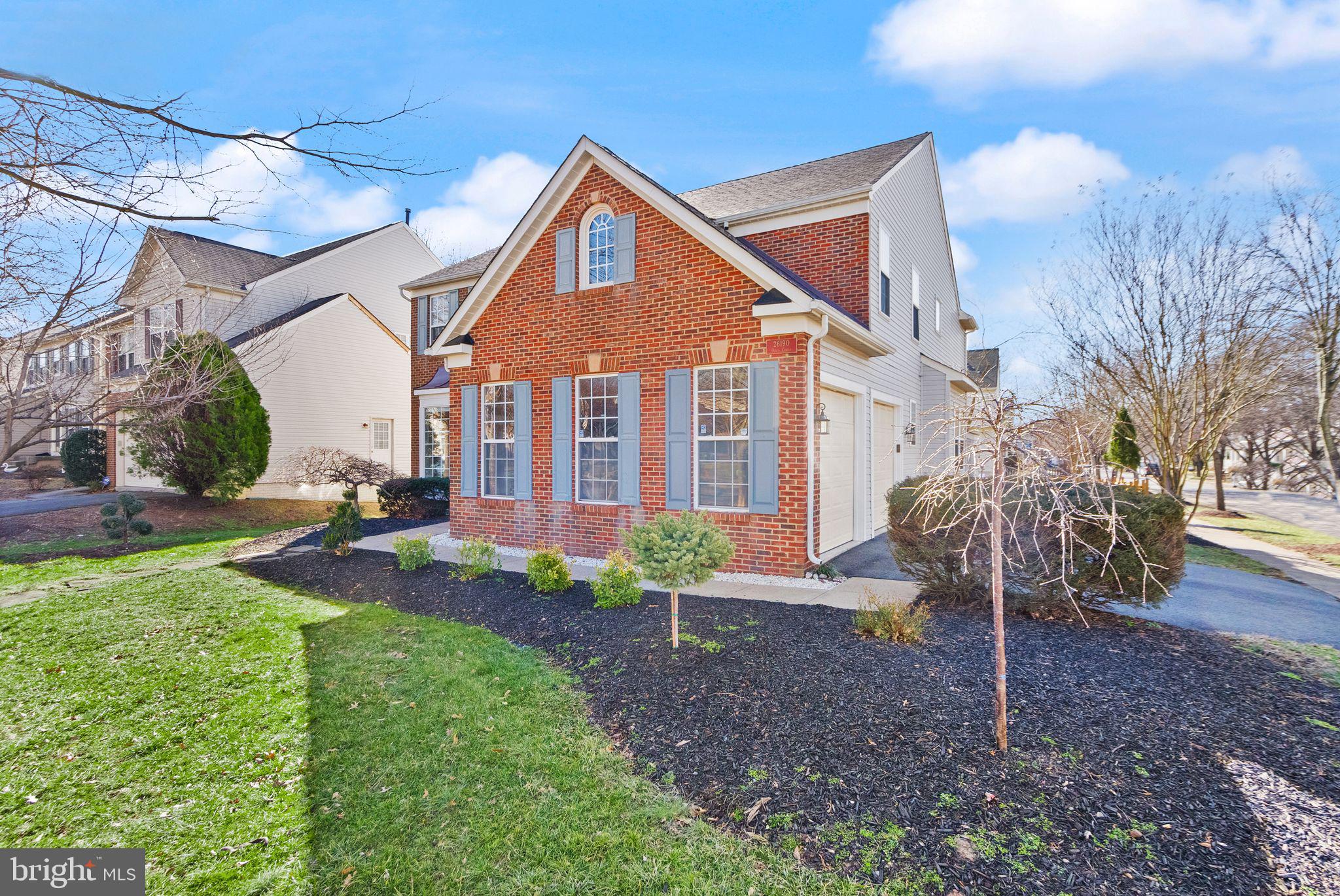 SOUTH RIDING - Residential