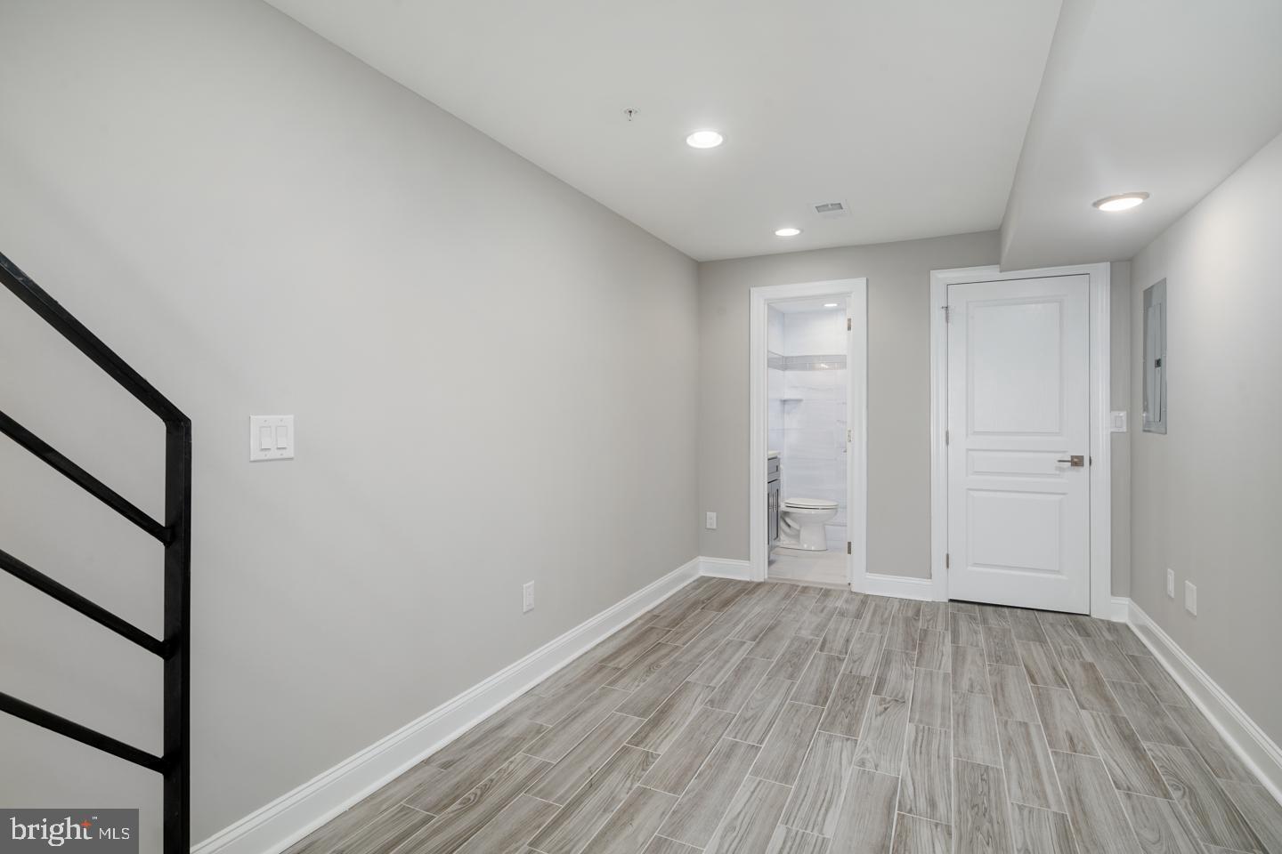 PORT RICHMOND - Residential