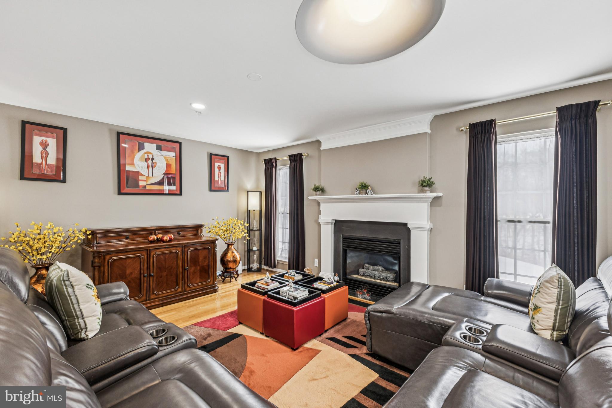 HILLANTRAE - Residential