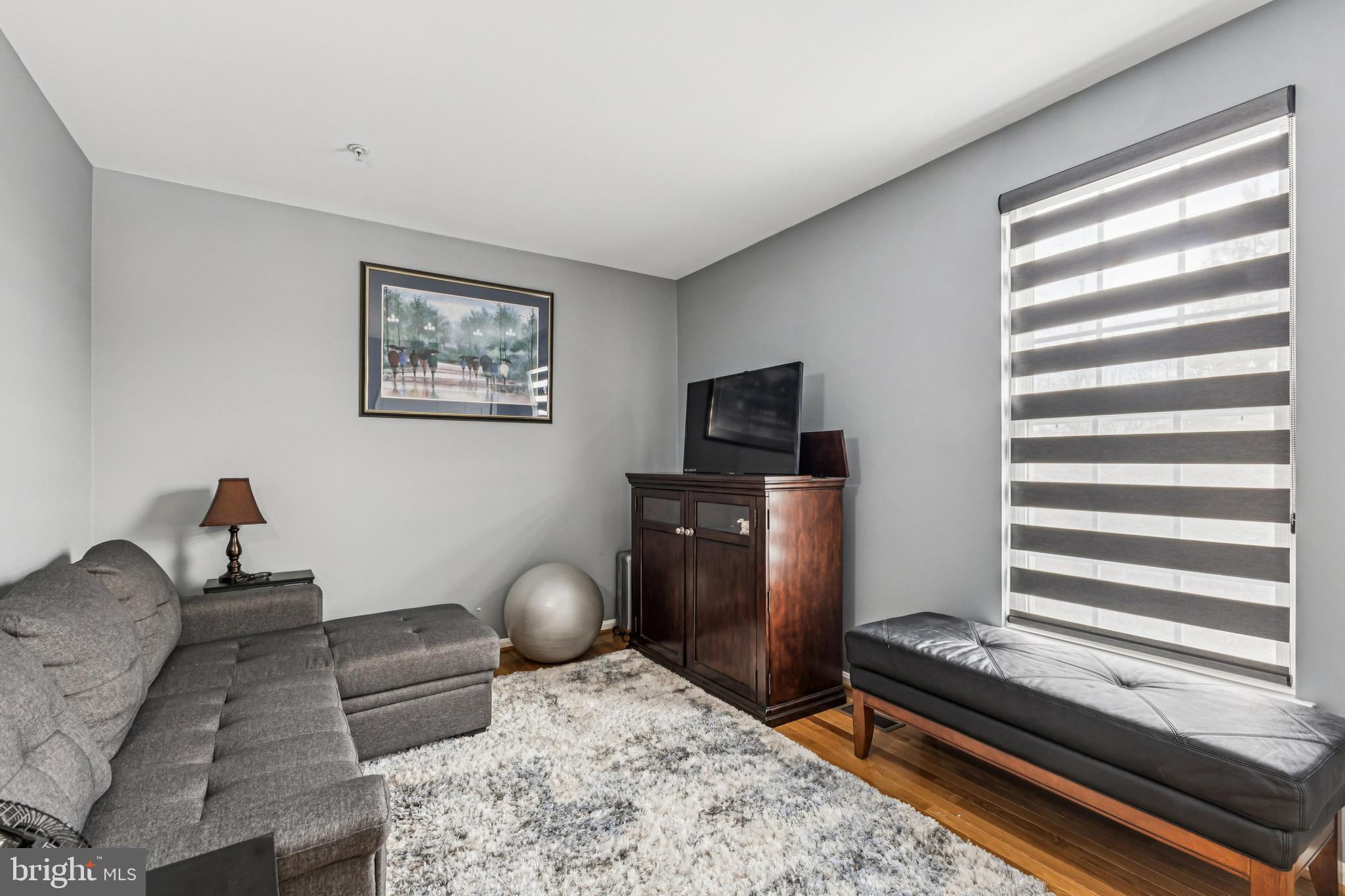 HILLANTRAE - Residential