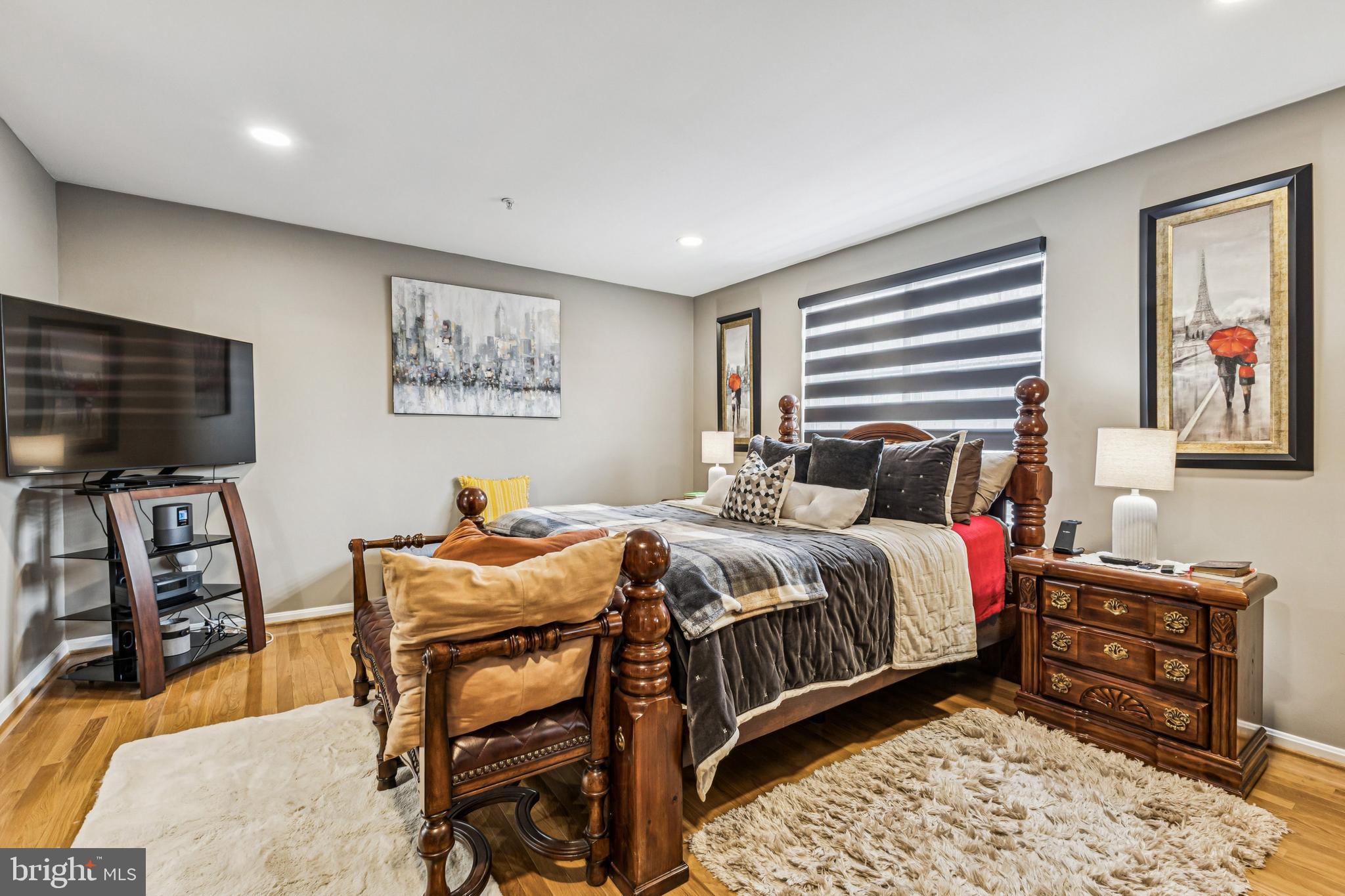 HILLANTRAE - Residential