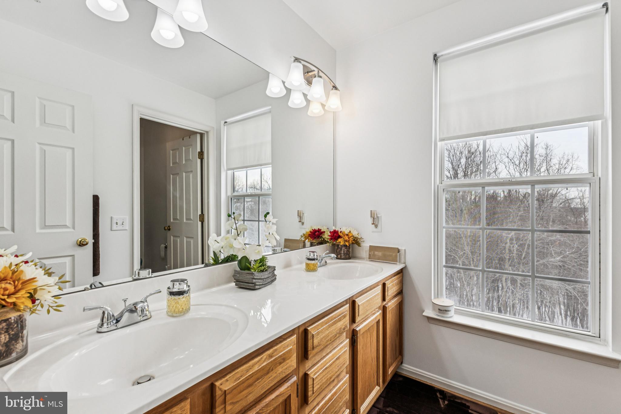 HILLANTRAE - Residential