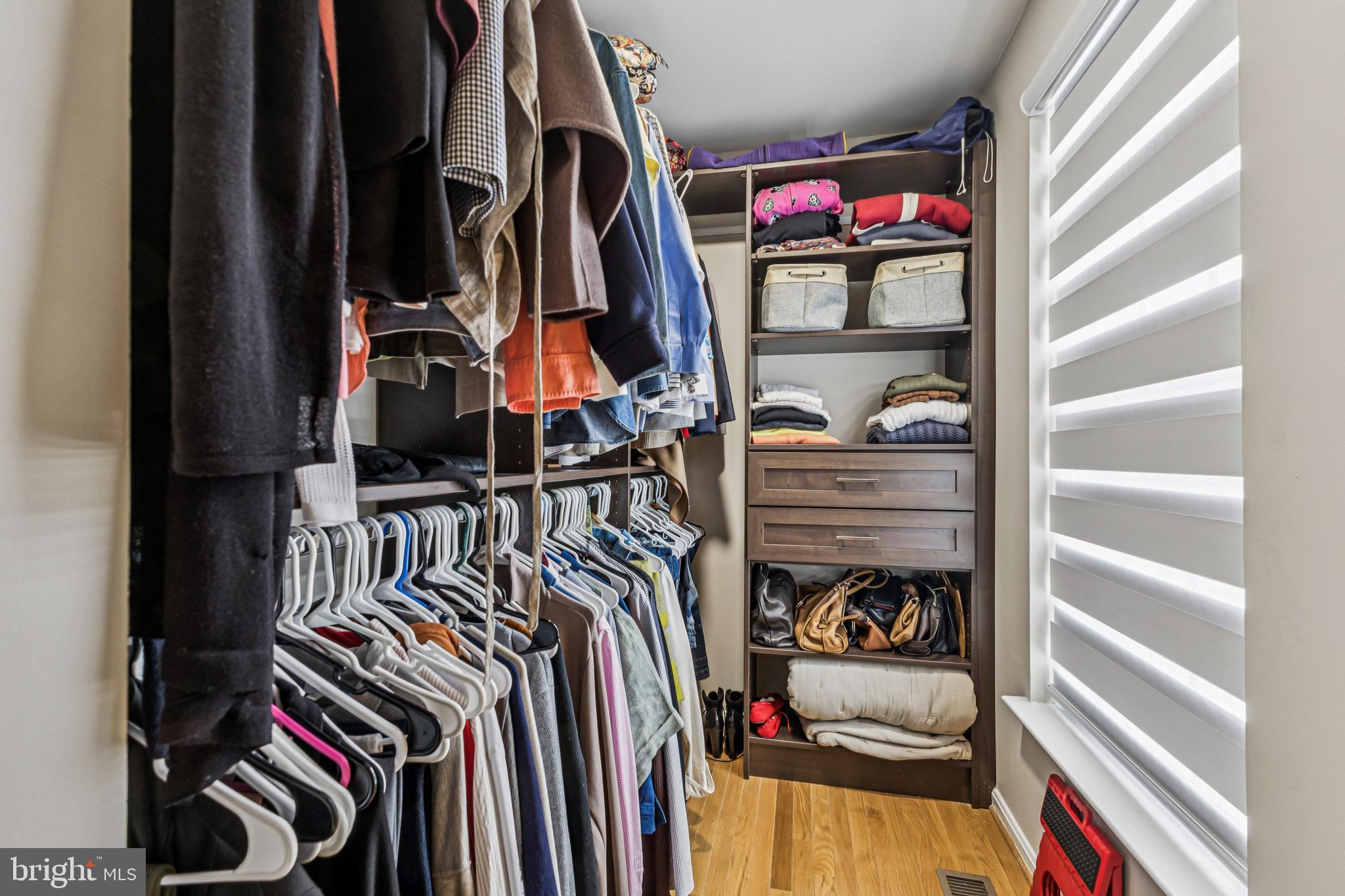 HILLANTRAE - Residential