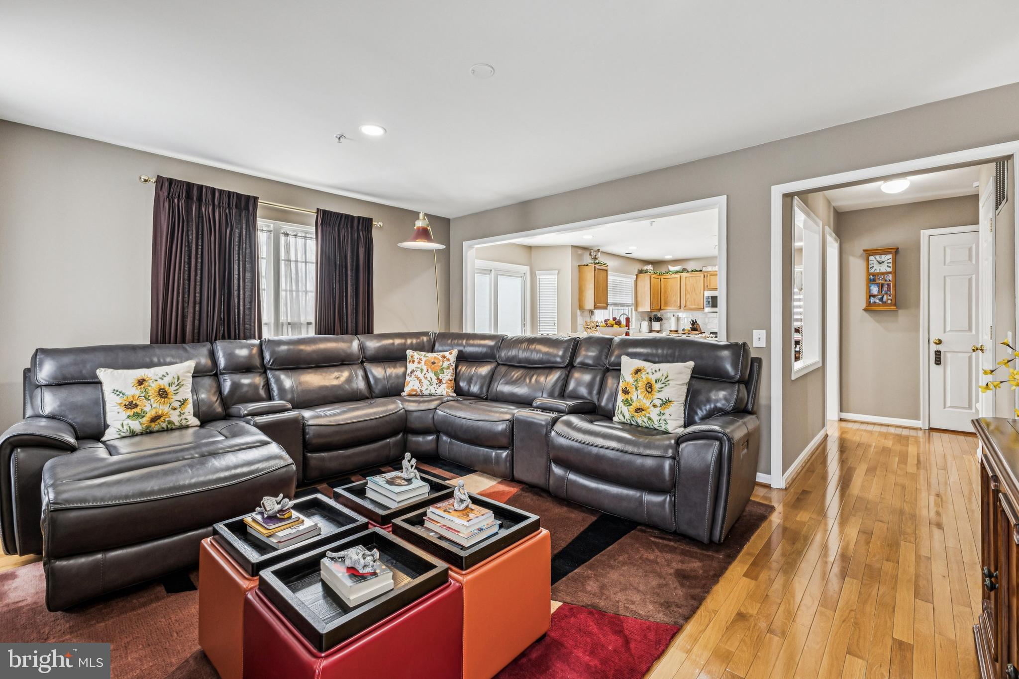 HILLANTRAE - Residential