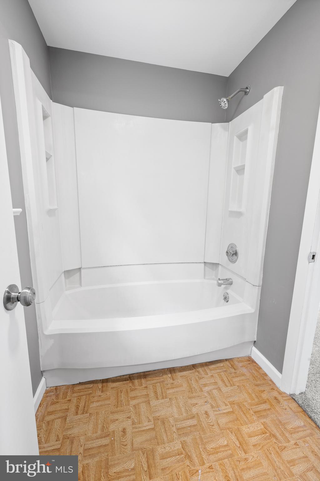 NON AVAILABLE - Residential