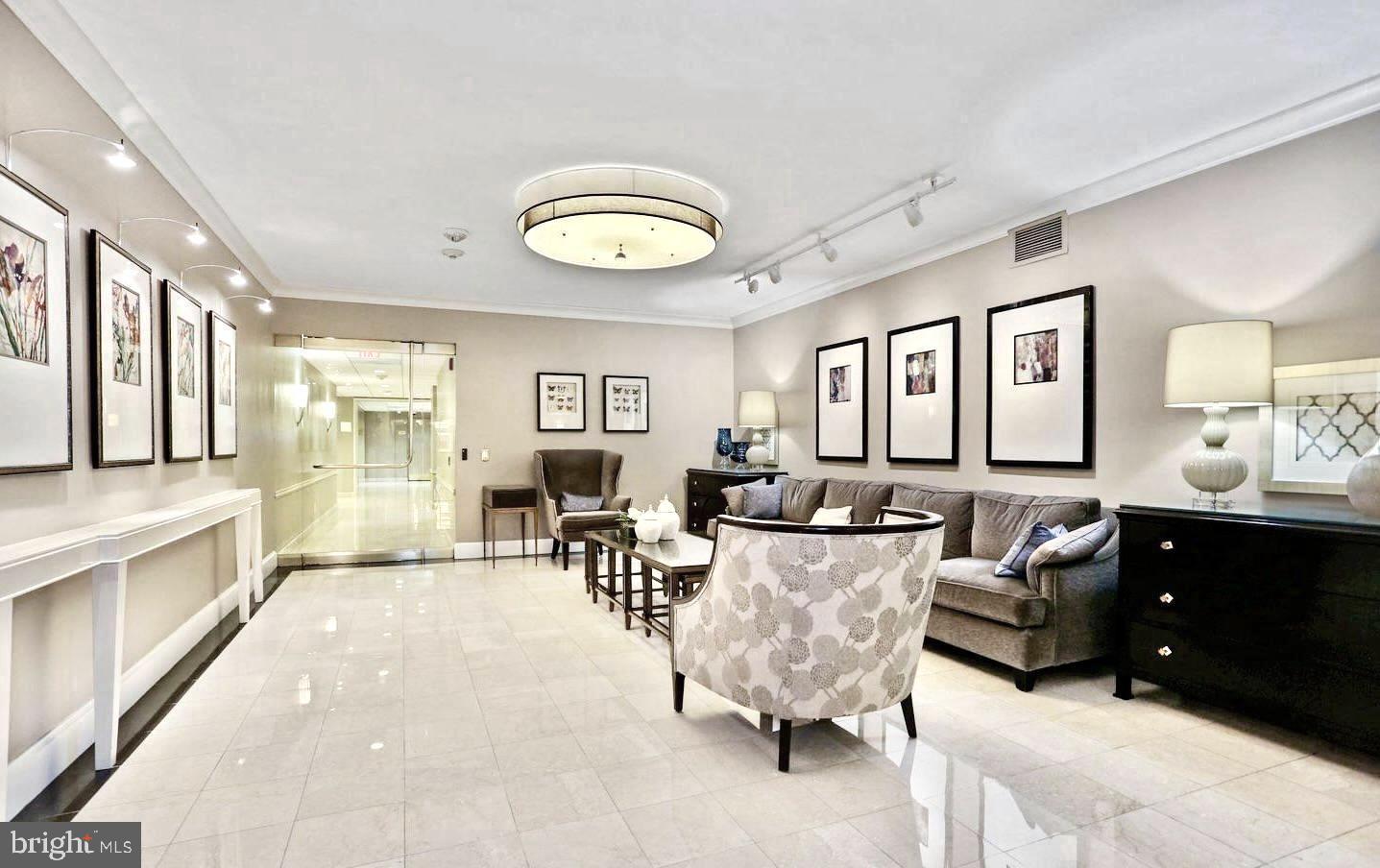 FRIENDSHIP HEIGHTS - Residential