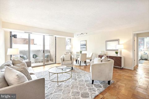 Photo of 4601 N PARK AVE #818, CHEVY CHASE, MD 20815 (MLS # MDMC2103436)