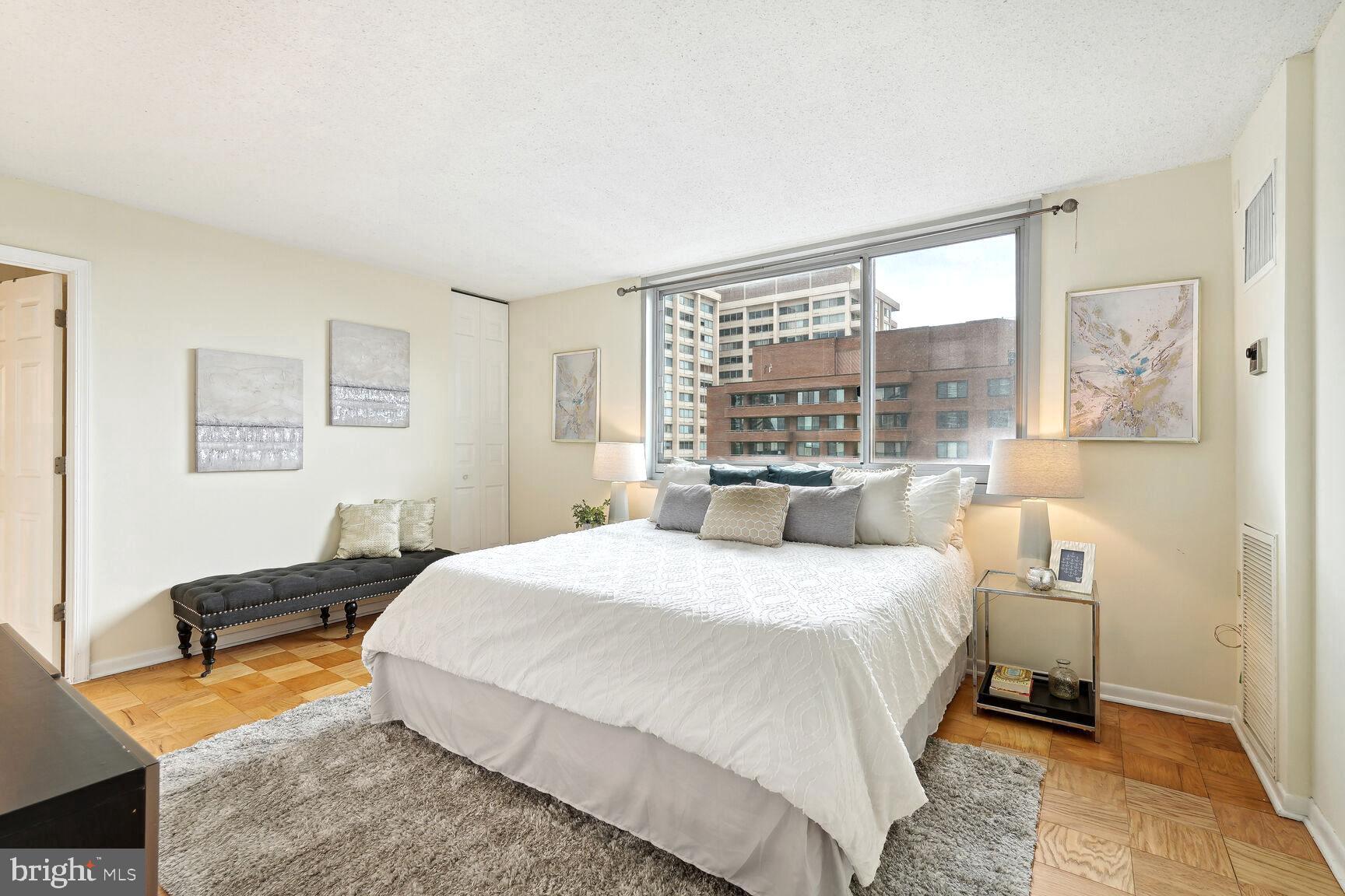 FRIENDSHIP HEIGHTS - Residential