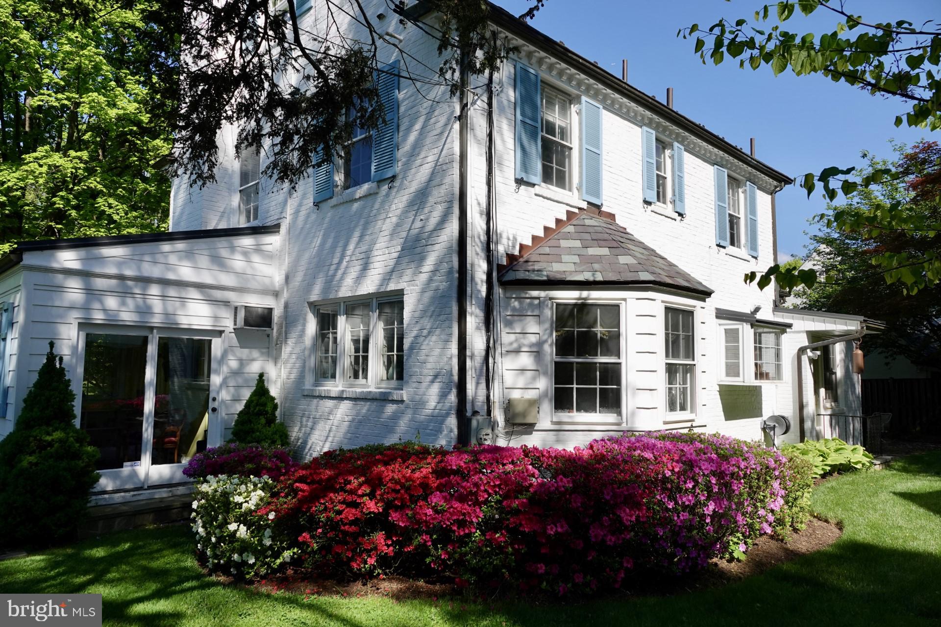 CHEVY CHASE - Residential