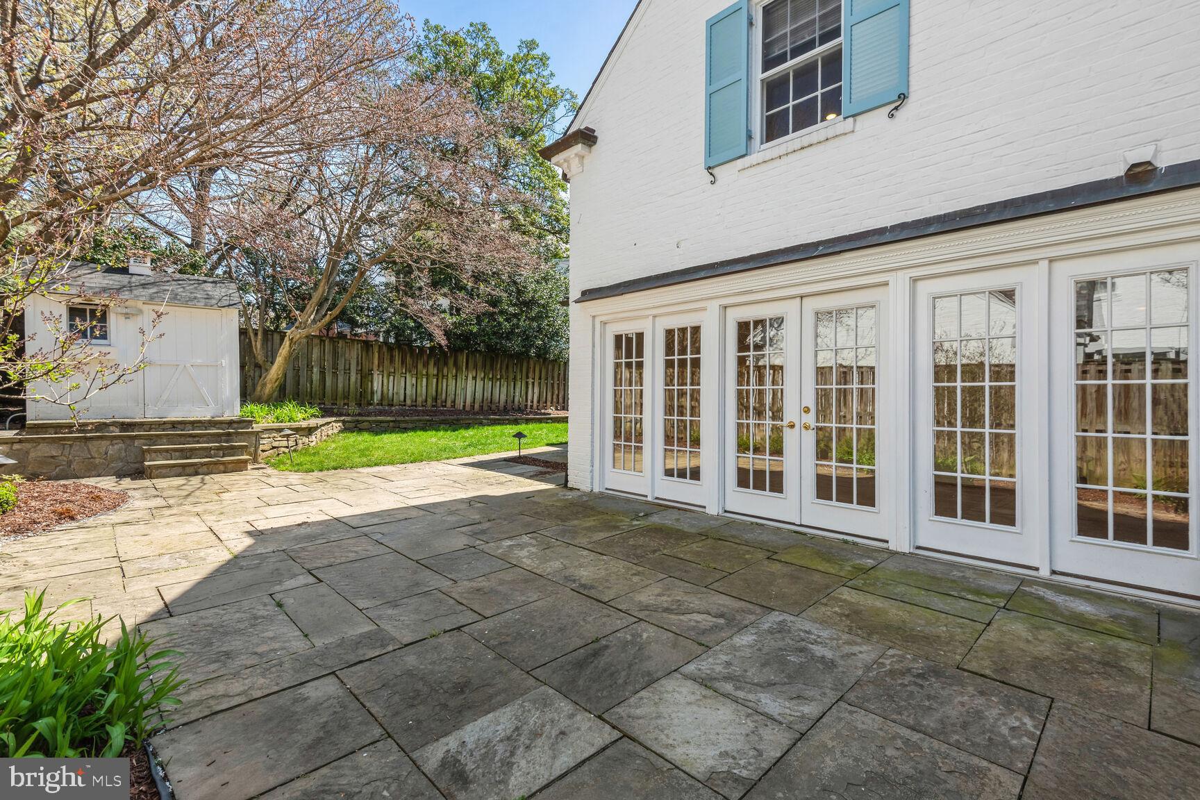 CHEVY CHASE - Residential