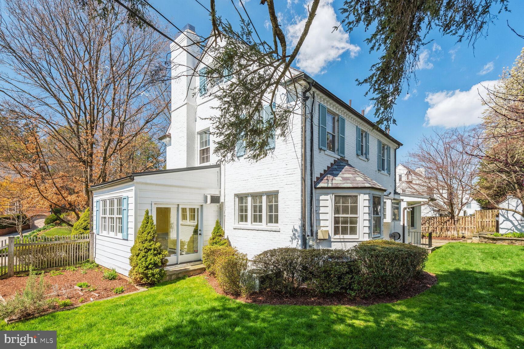 CHEVY CHASE - Residential