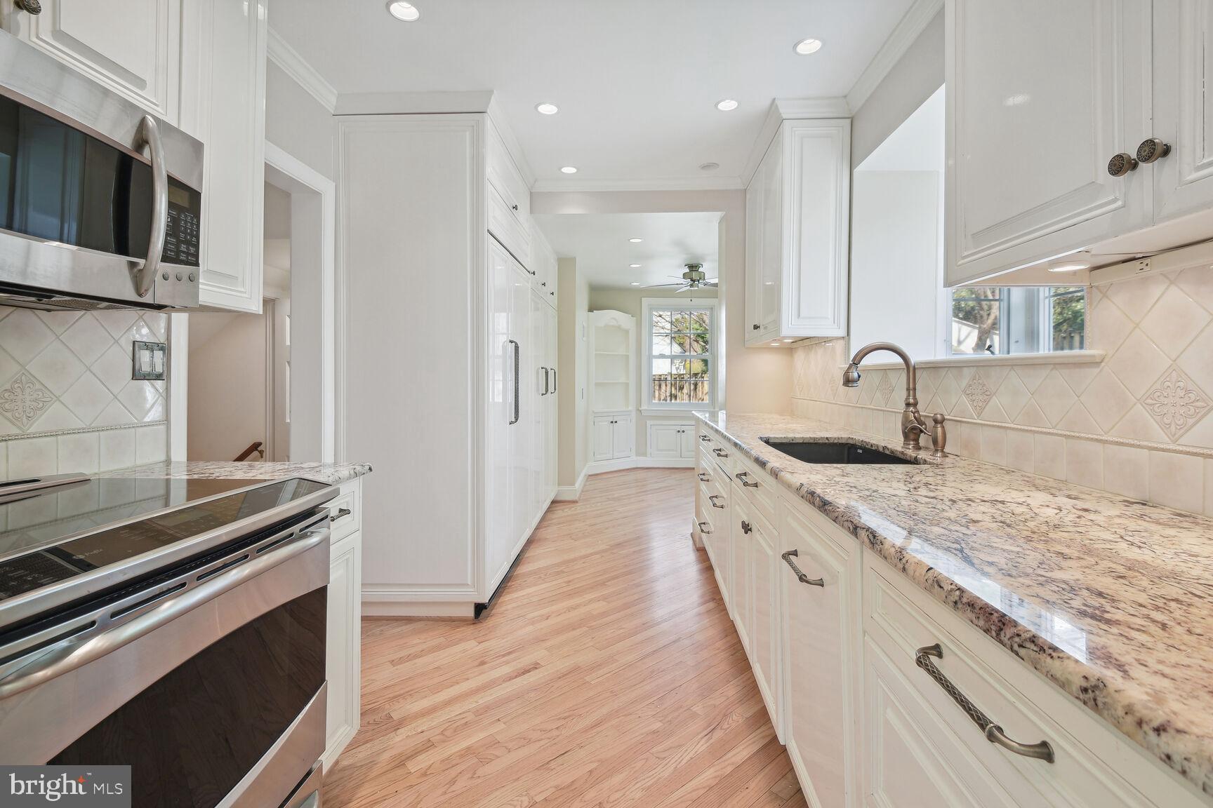 CHEVY CHASE - Residential