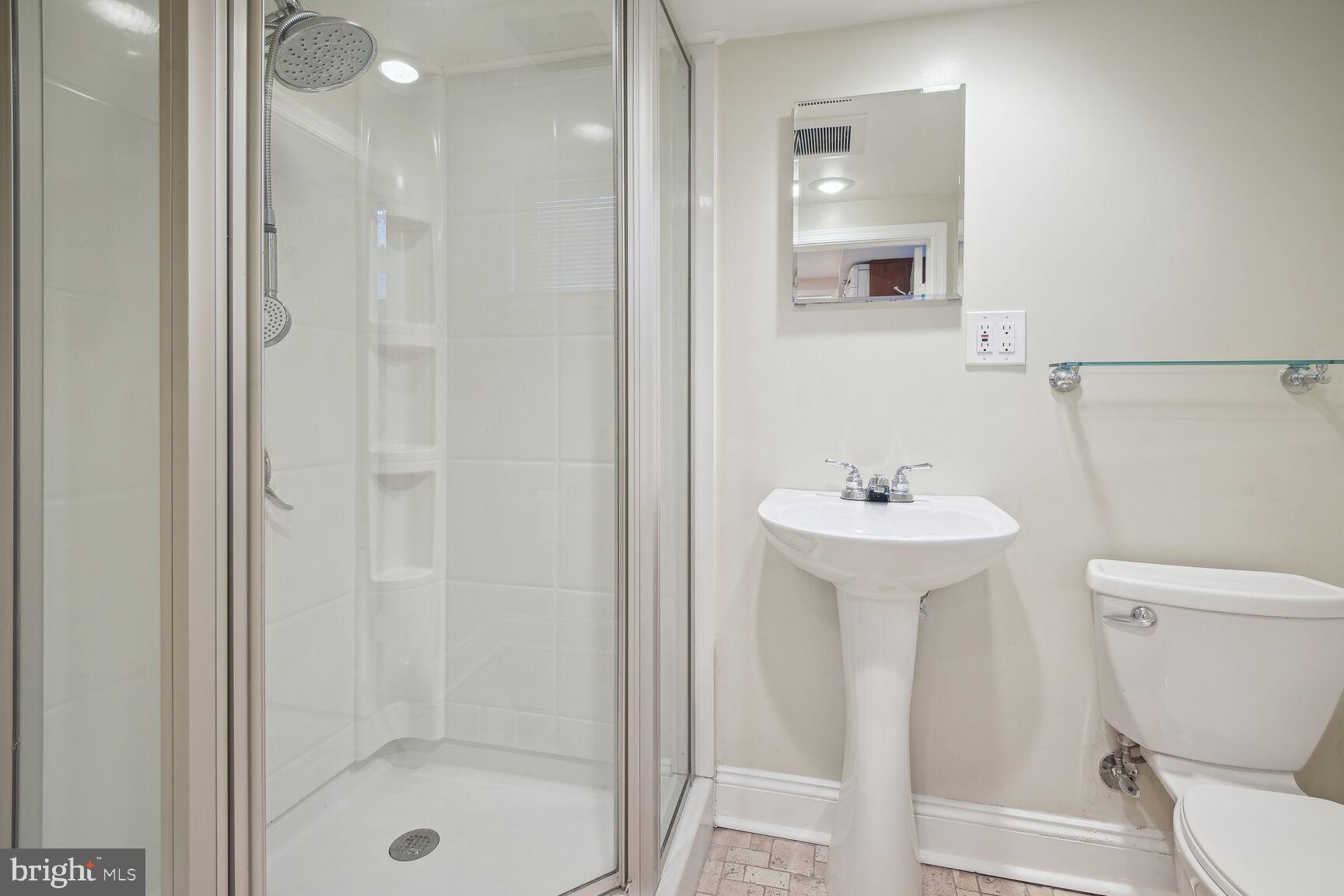 CHEVY CHASE - Residential