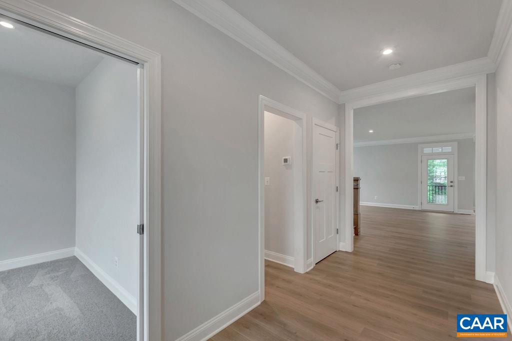13 SABLEWOOD DR