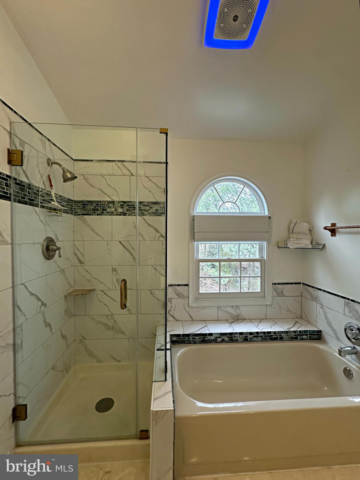 KINGSTOWNE - Residential Lease