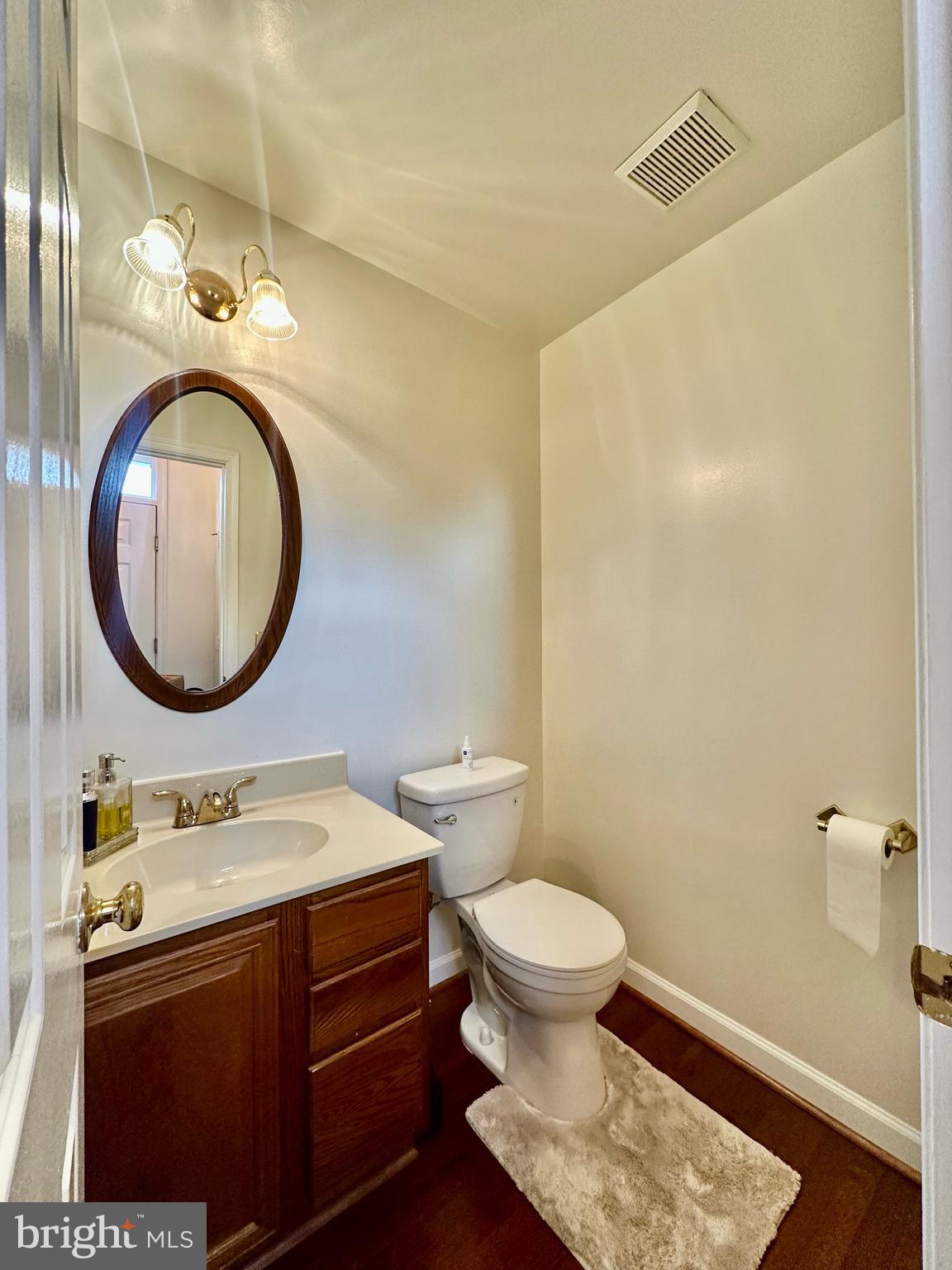 KINGSTOWNE - Residential Lease