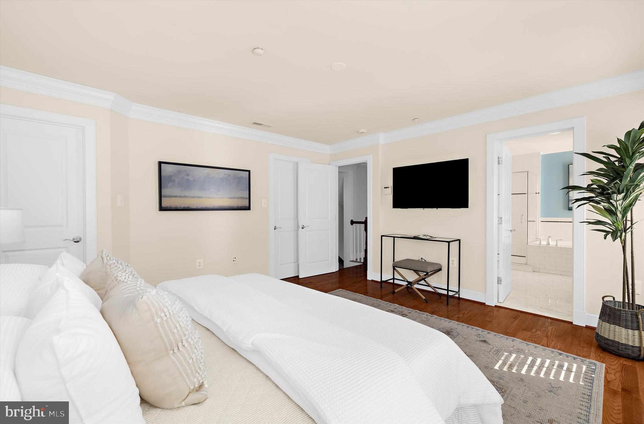 ACTONS LANDING CONDOS - Residential