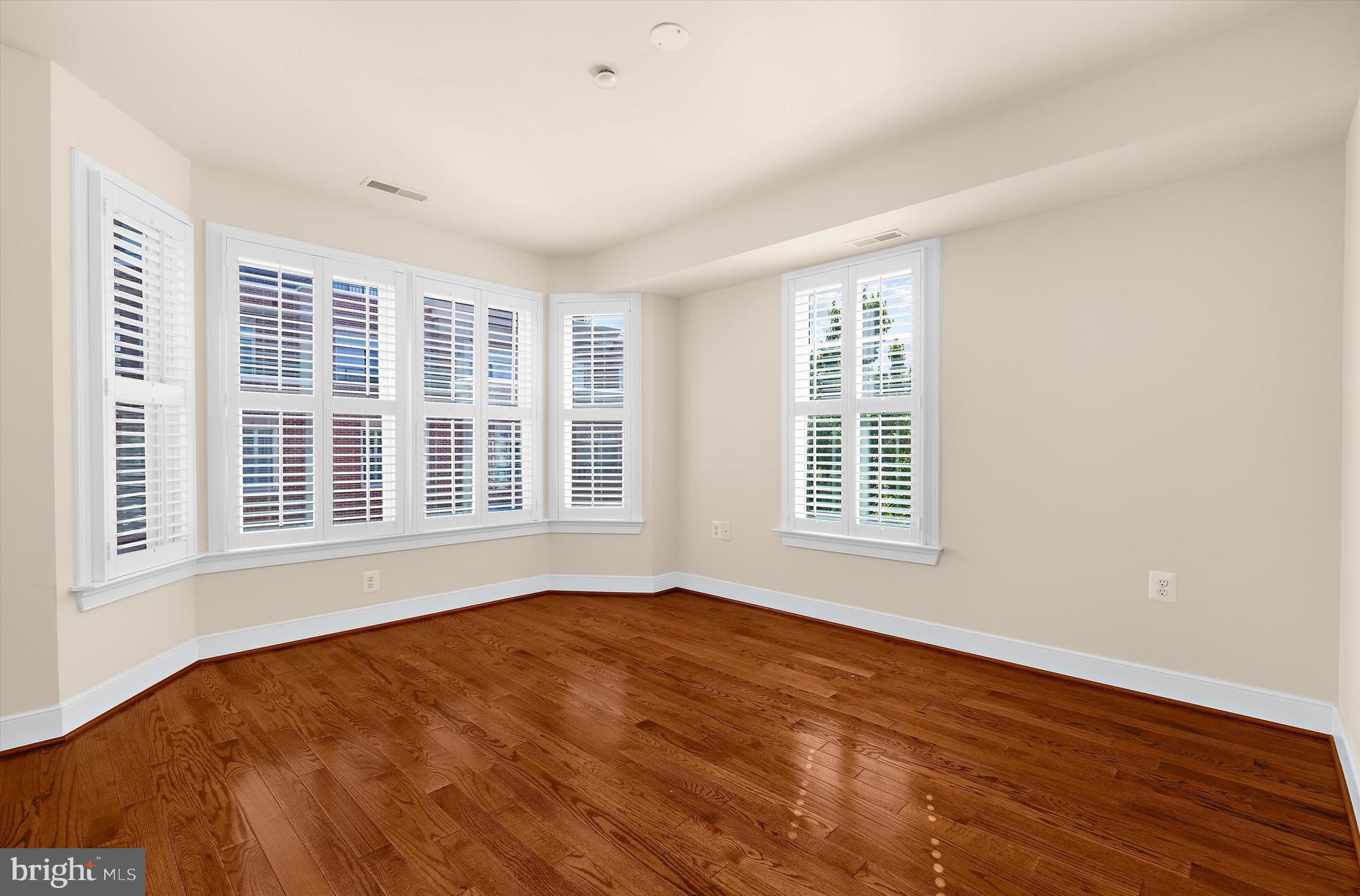 ACTONS LANDING CONDOS - Residential