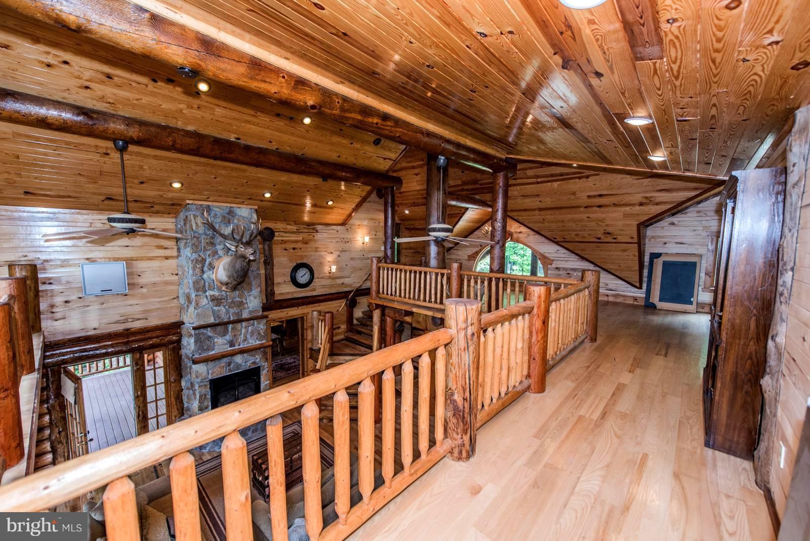 LAKE FOREST ESTATES - Residential