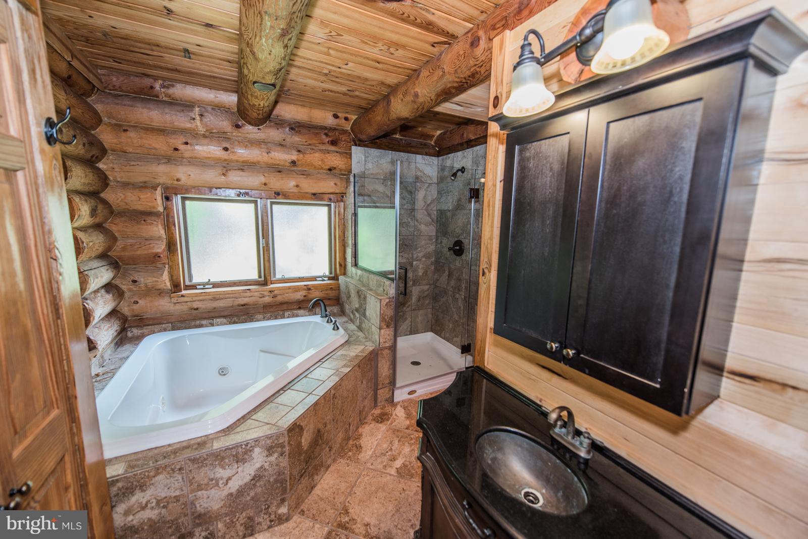 LAKE FOREST ESTATES - Residential