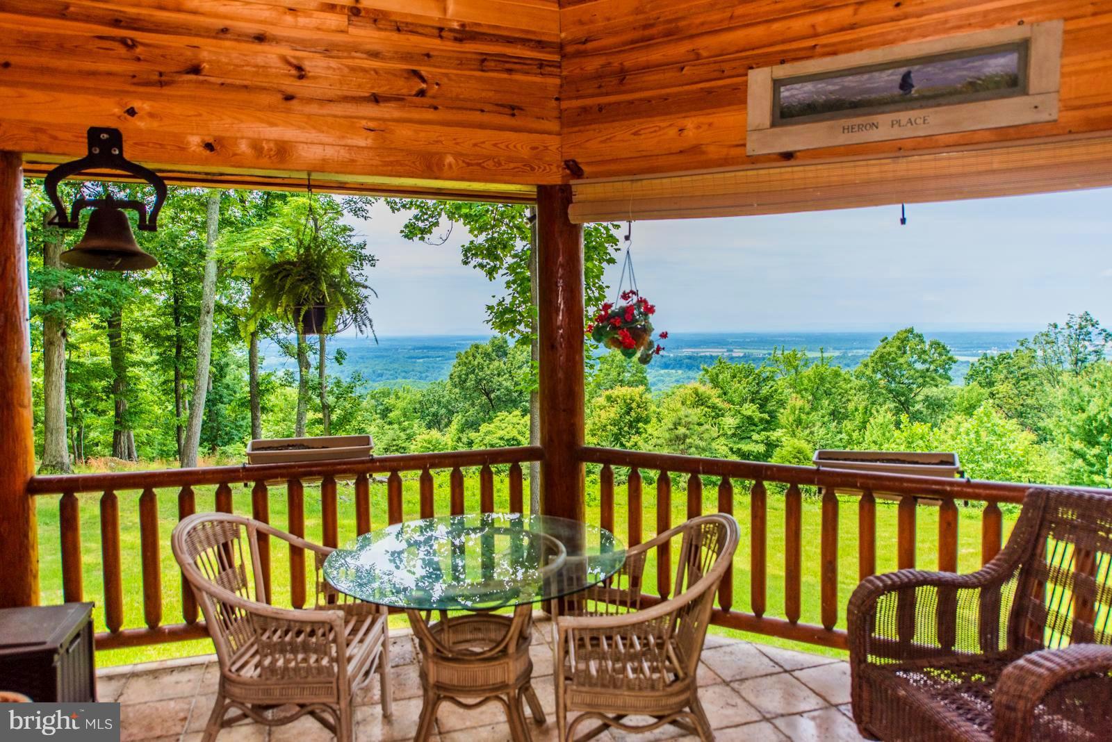 LAKE FOREST ESTATES - Residential