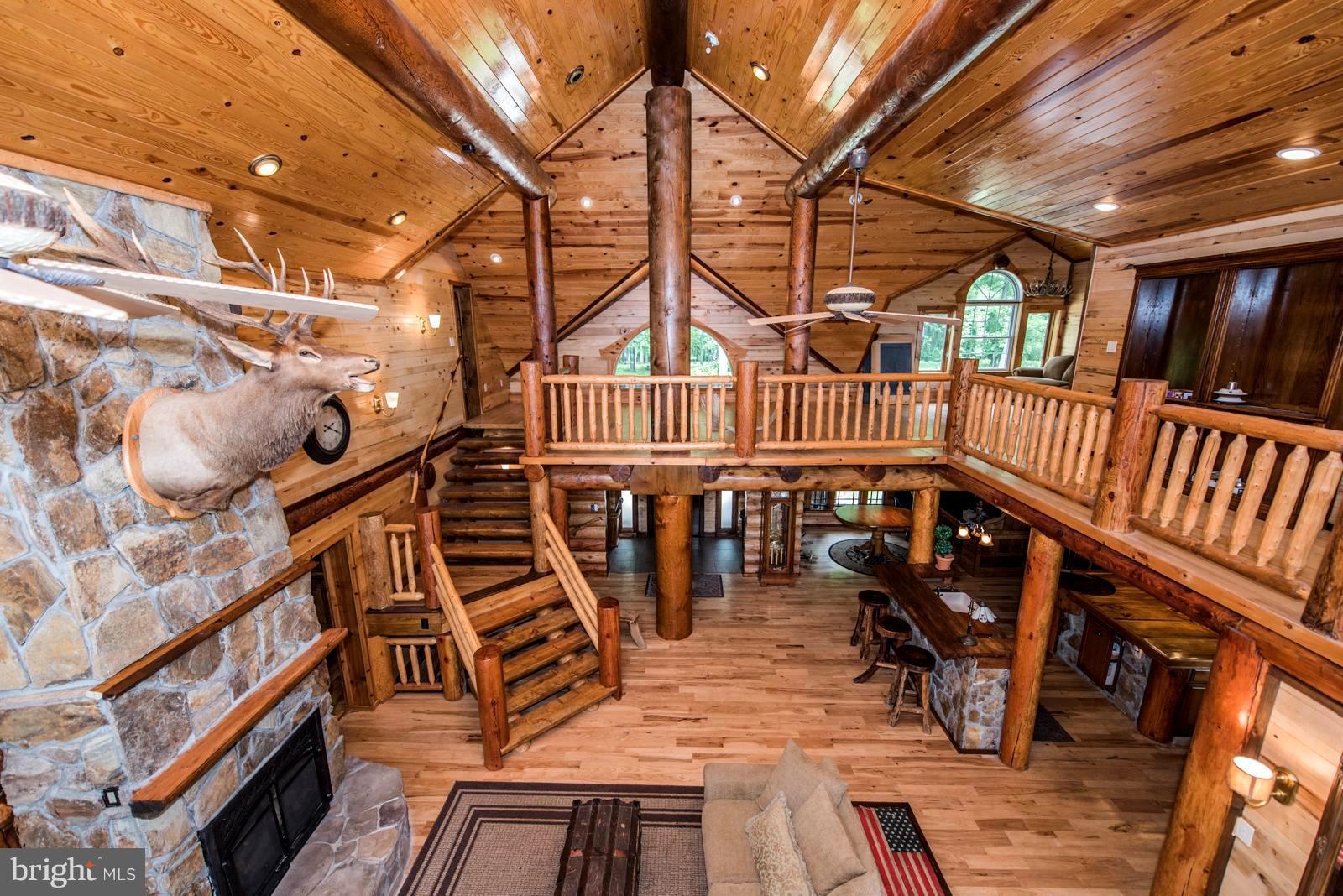 LAKE FOREST ESTATES - Residential