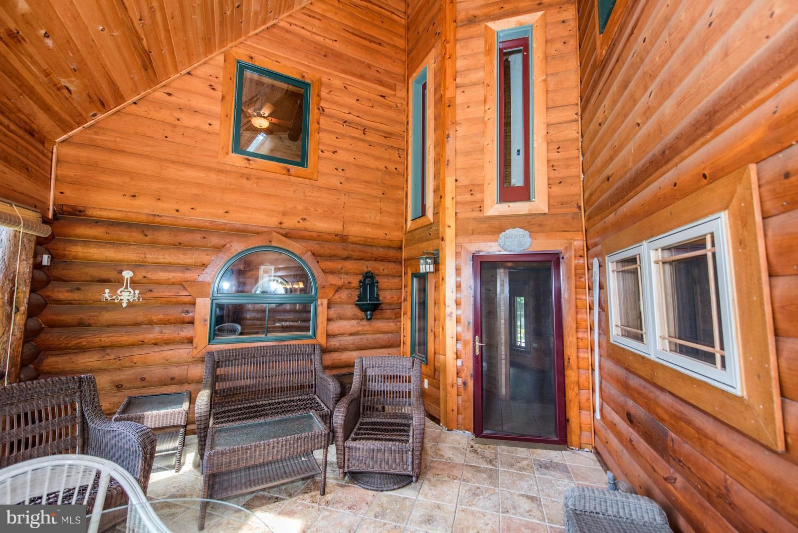 LAKE FOREST ESTATES - Residential