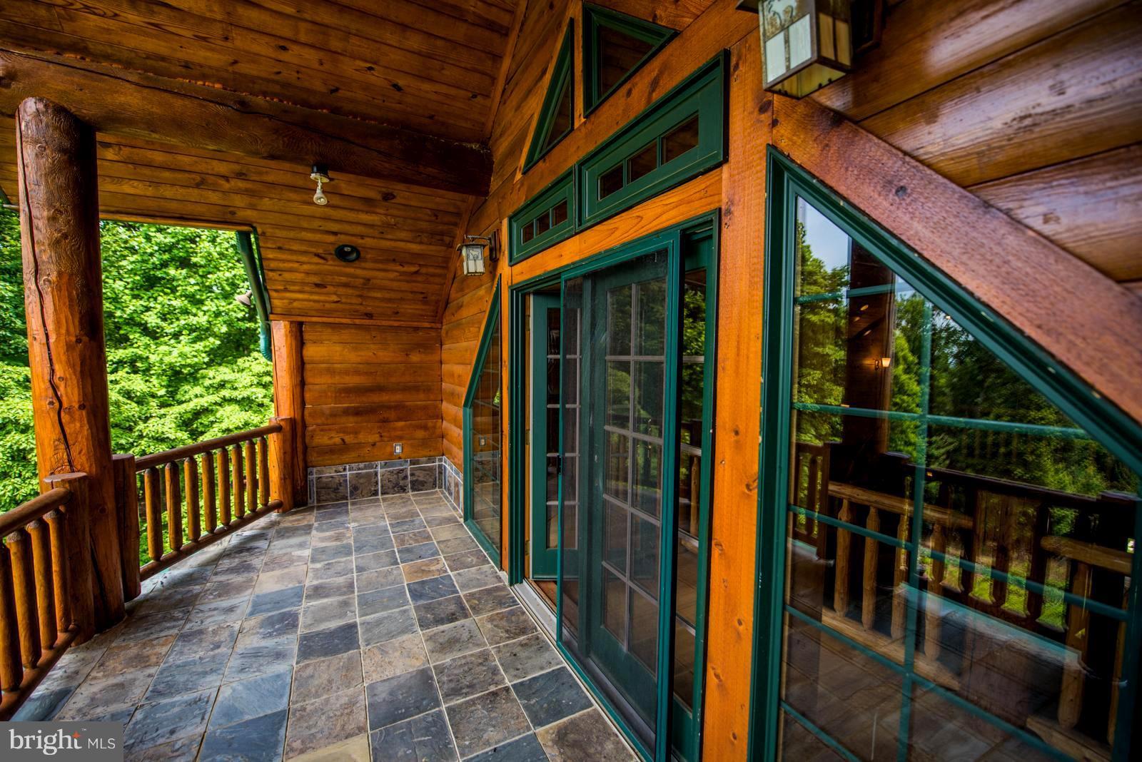 LAKE FOREST ESTATES - Residential