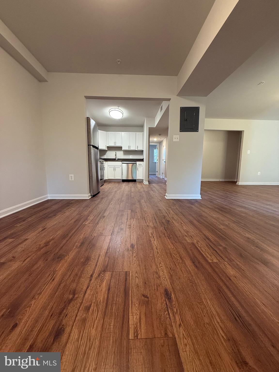 DIAMOND FARMS - Residential