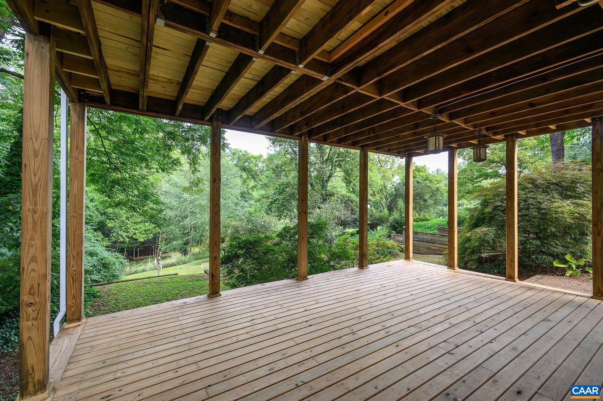 LOCUST GROVE - Residential