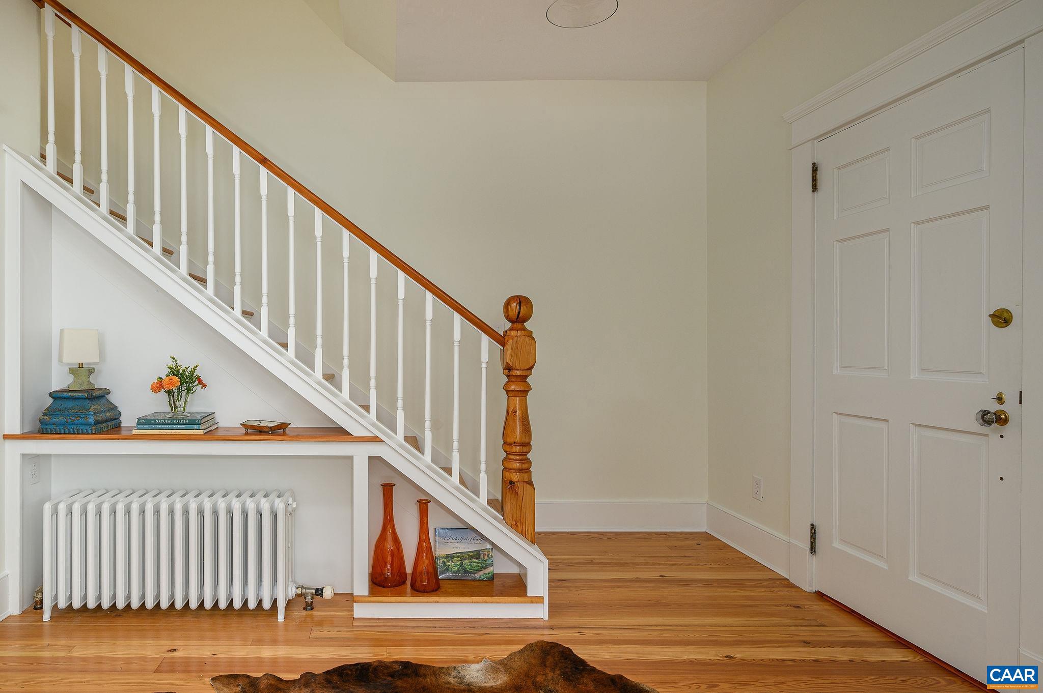 LOCUST GROVE - Residential