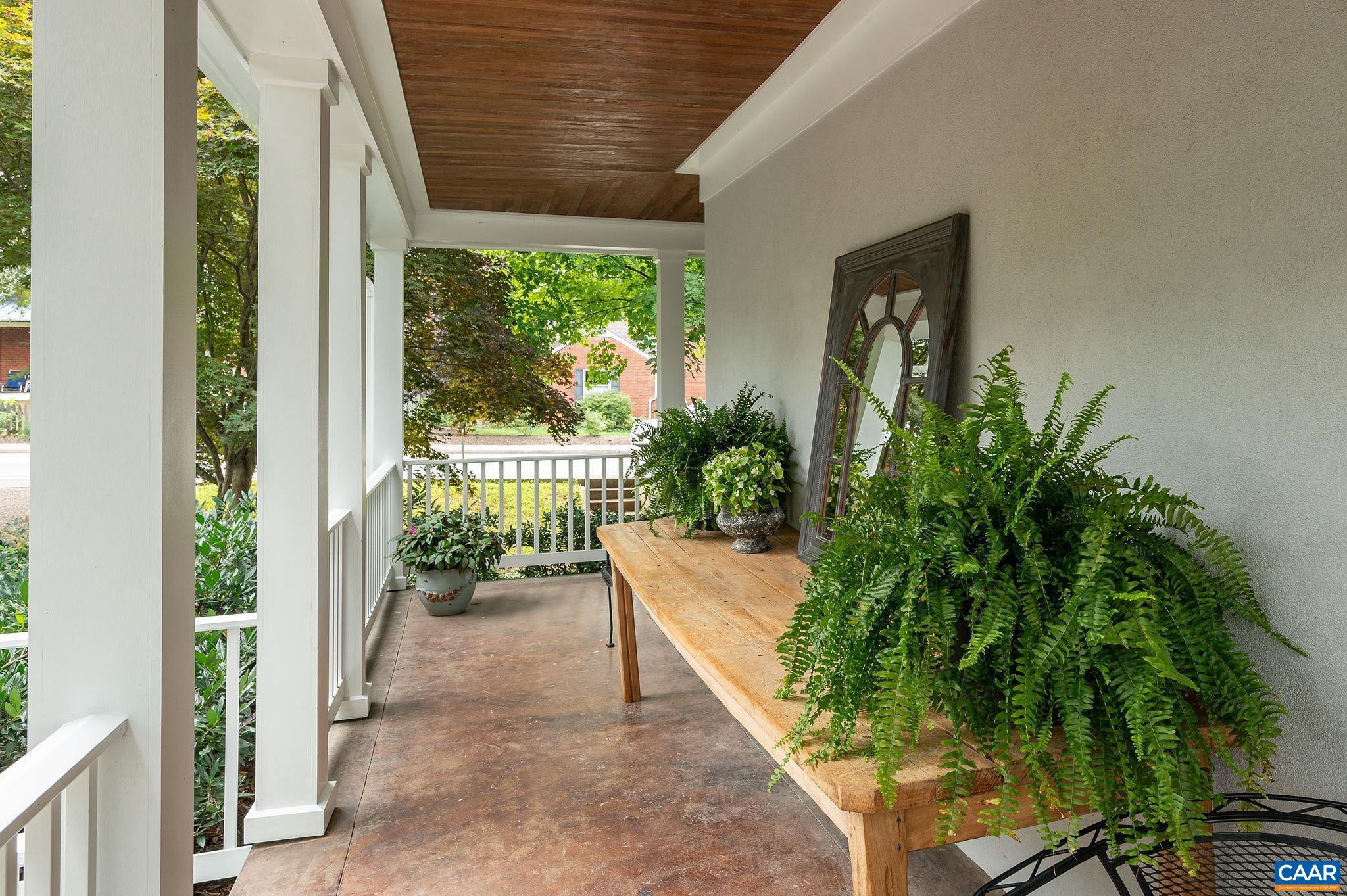 LOCUST GROVE - Residential