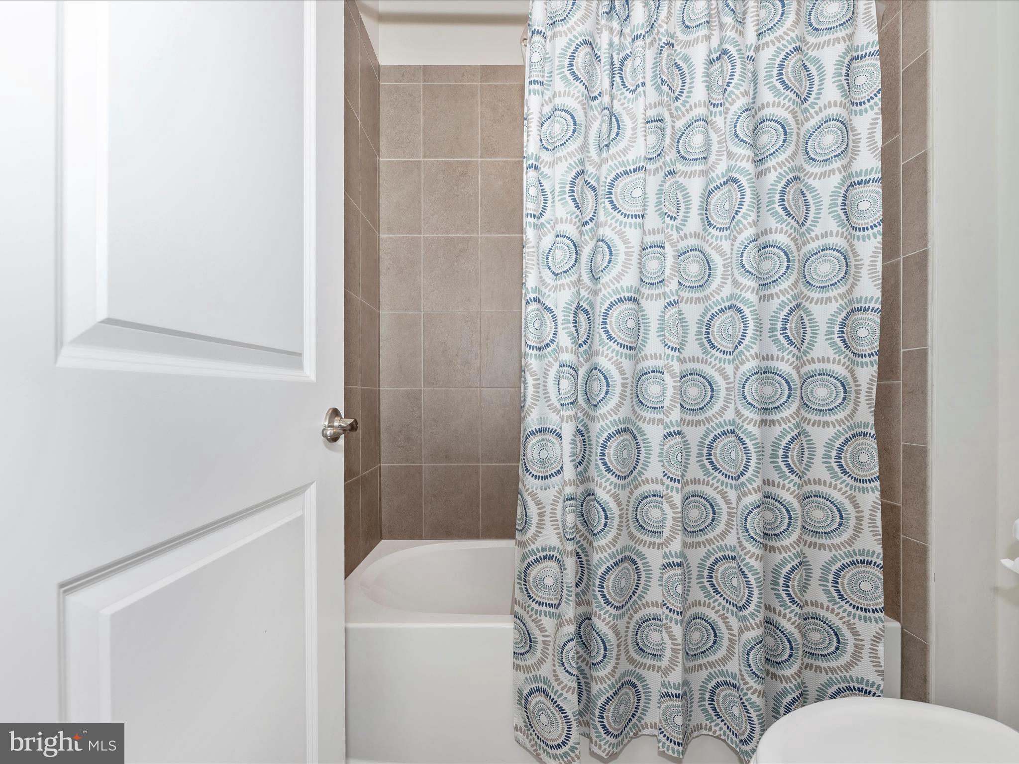 LAKE LINGANORE OAKDALE - Residential