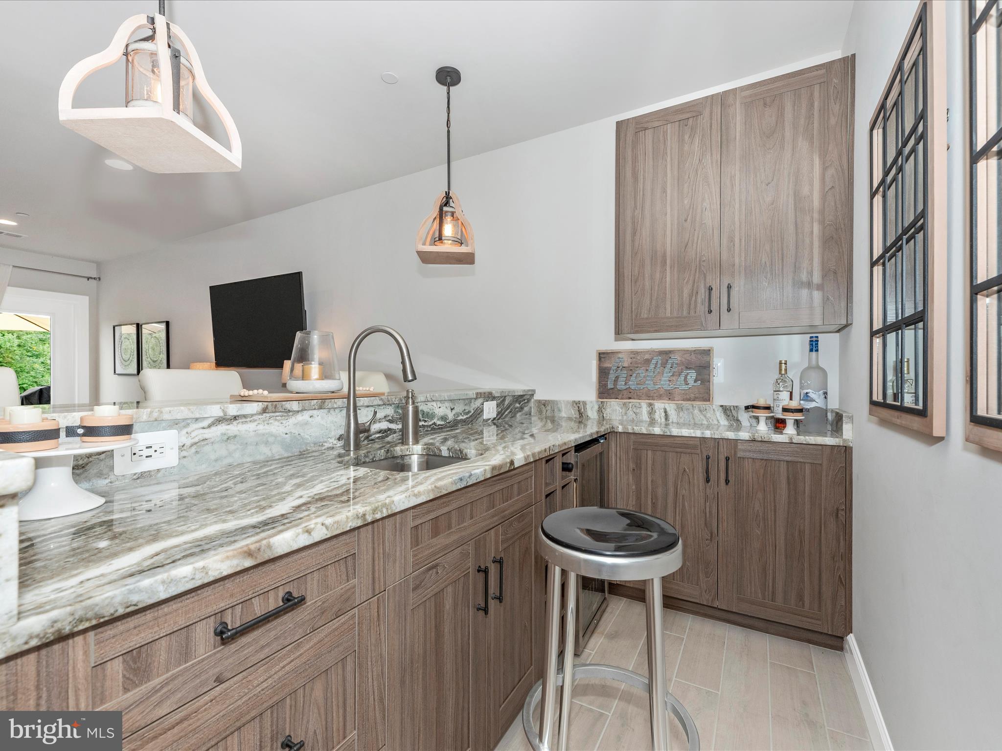 LAKE LINGANORE OAKDALE - Residential