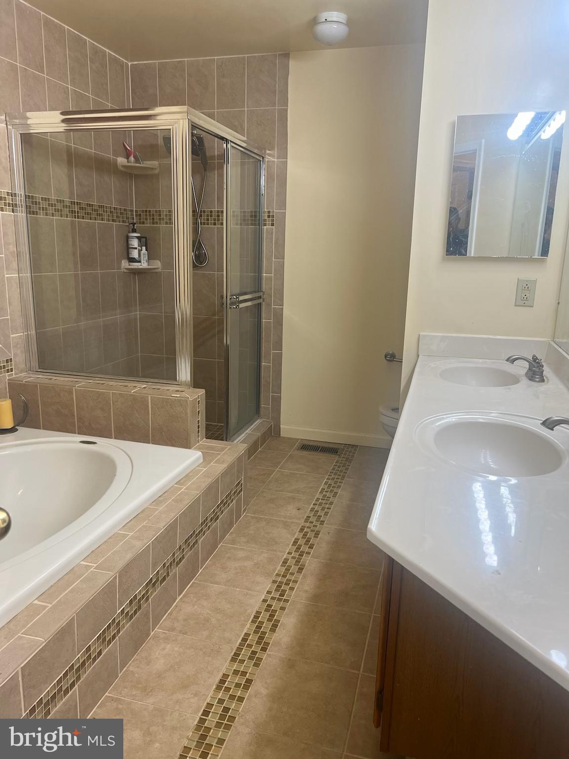 HIGHBRIDGE - Residential Lease