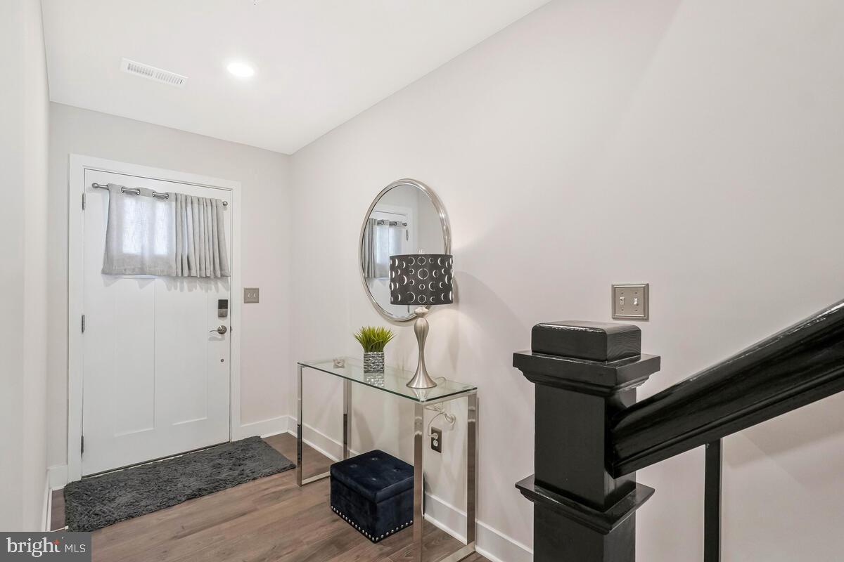 5802 JOHN KEATS PLACE