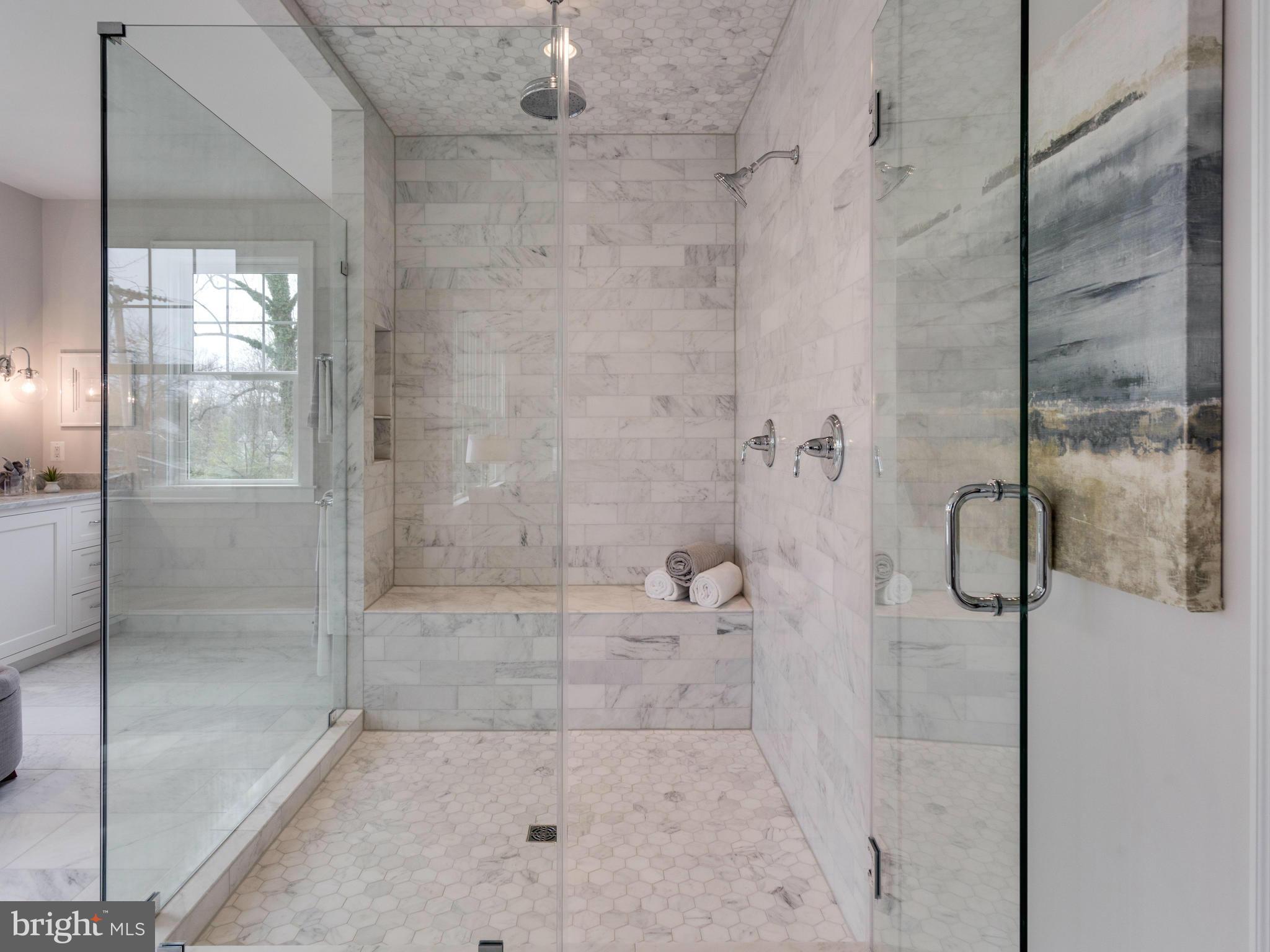 VIENNA WOODS - Residential