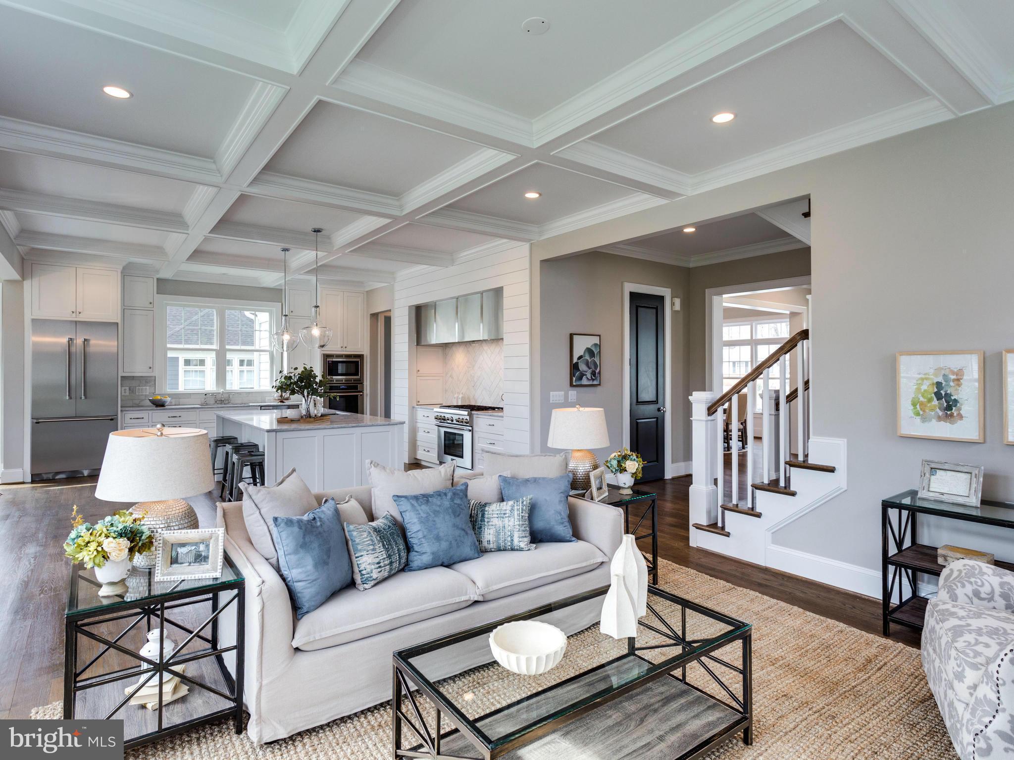 VIENNA WOODS - Residential