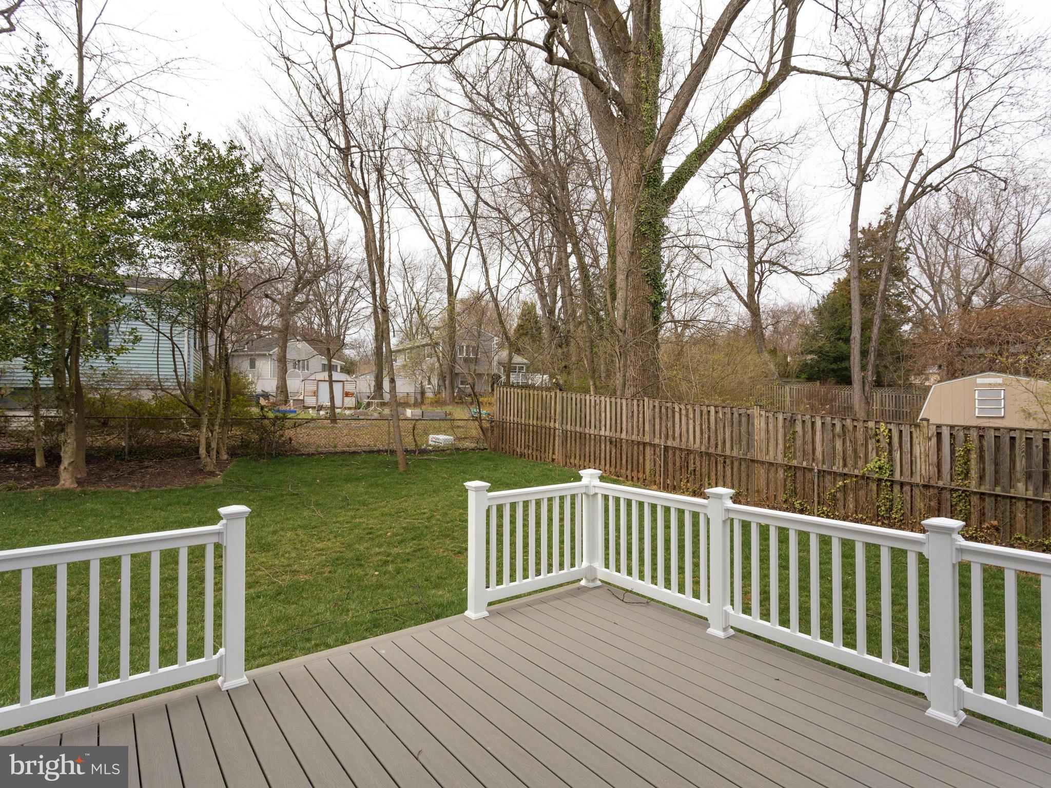 VIENNA WOODS - Residential