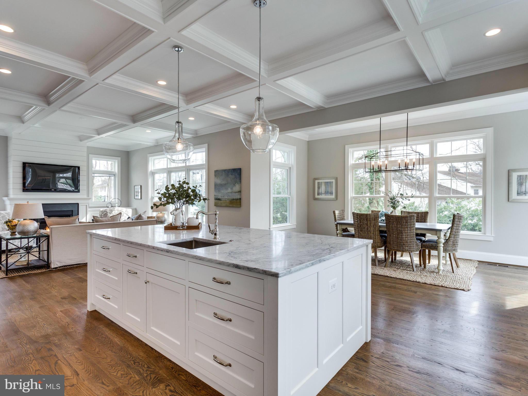 VIENNA WOODS - Residential