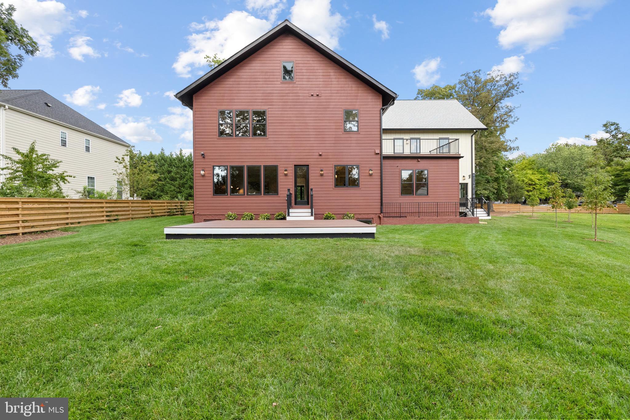 NEAR FALLS CHURCH - Residential