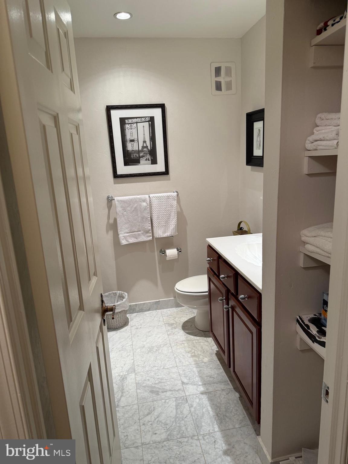 MANSARD HOUSE - Residential