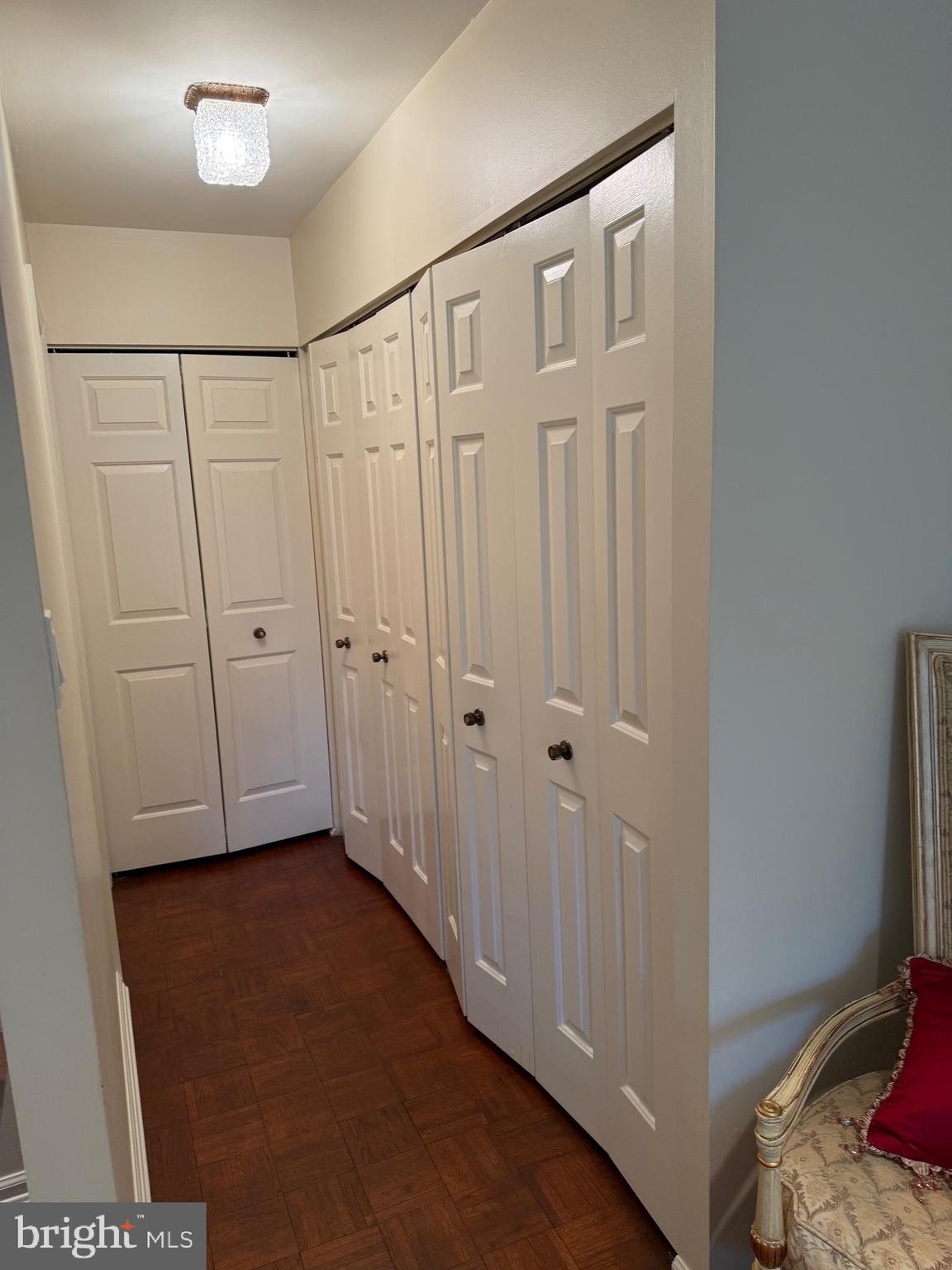 MANSARD HOUSE - Residential