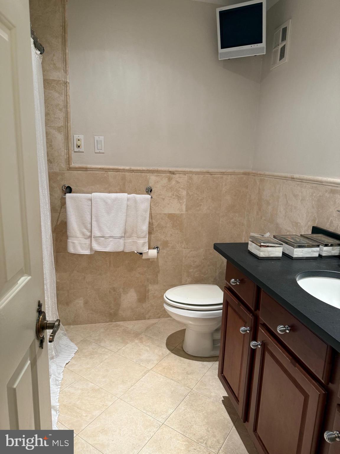 MANSARD HOUSE - Residential