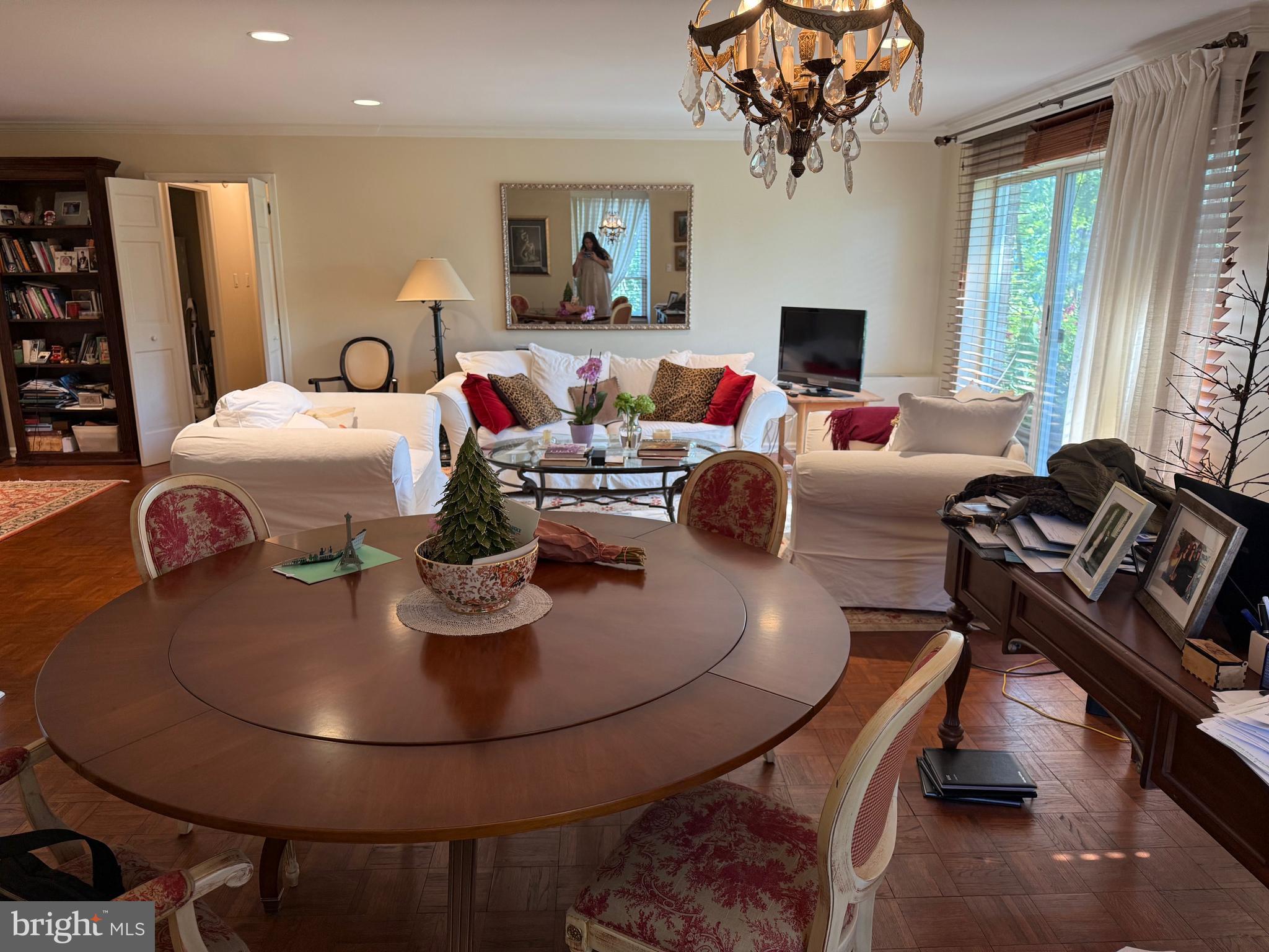 MANSARD HOUSE - Residential