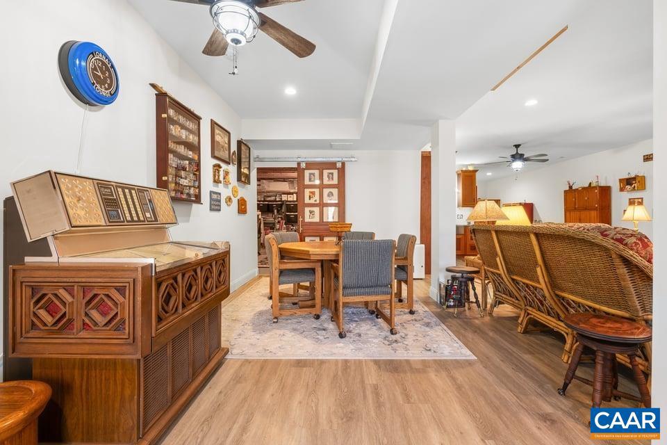 LAKE MONTICELLO - Residential