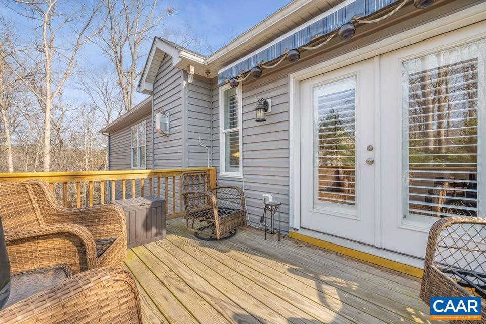 LAKE MONTICELLO - Residential